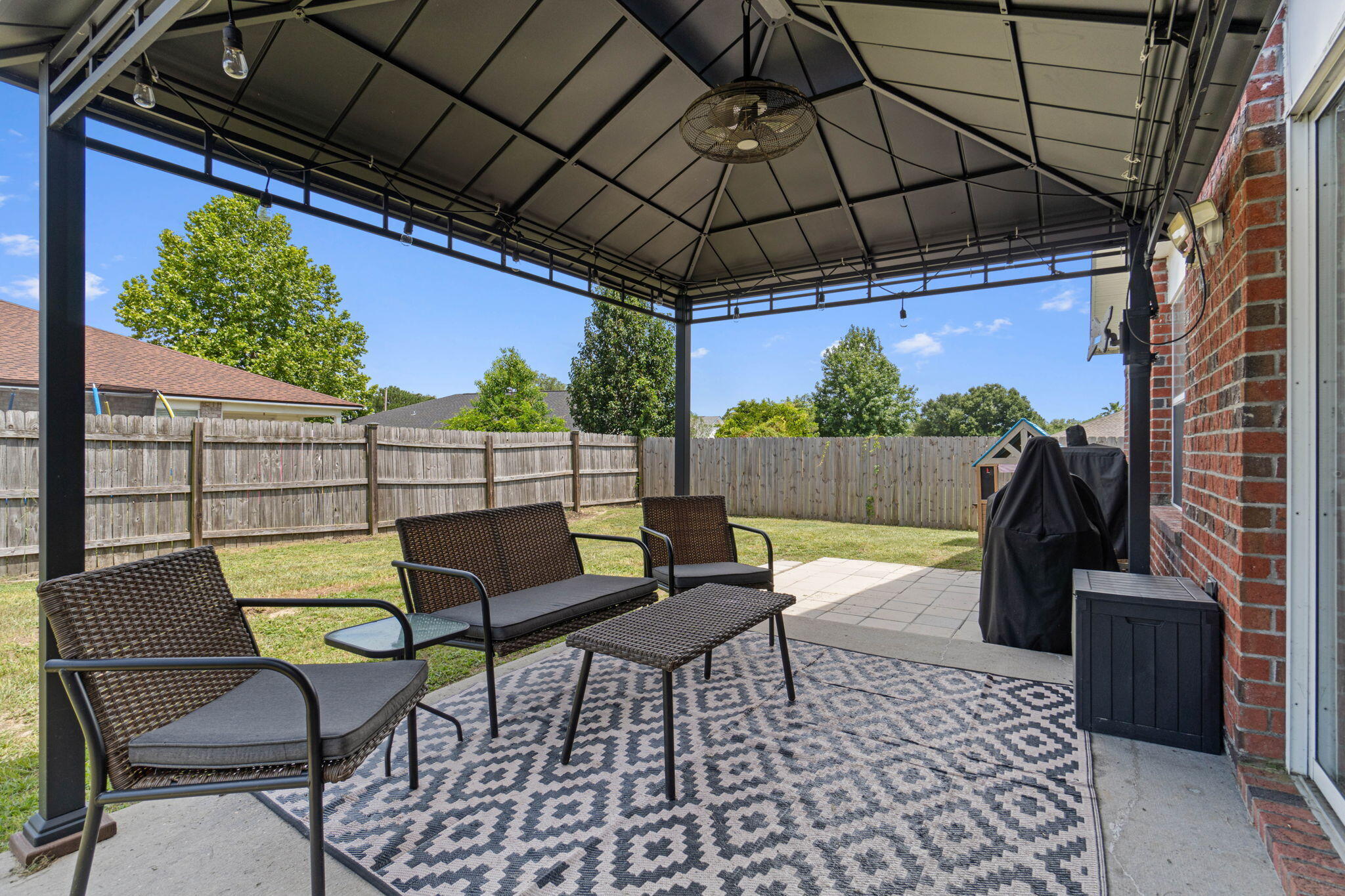REDSTONE ESTATES - Residential