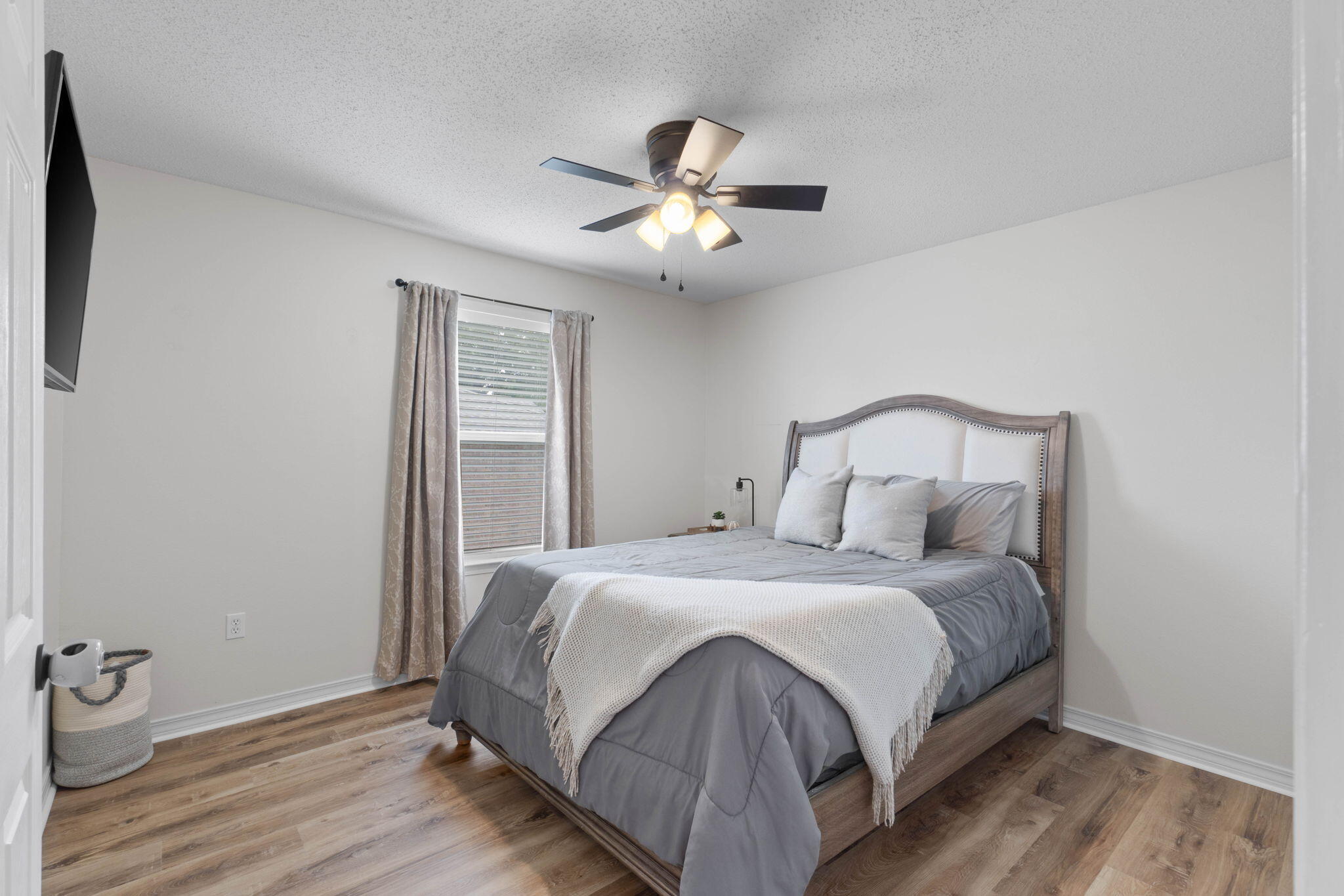 REDSTONE ESTATES - Residential