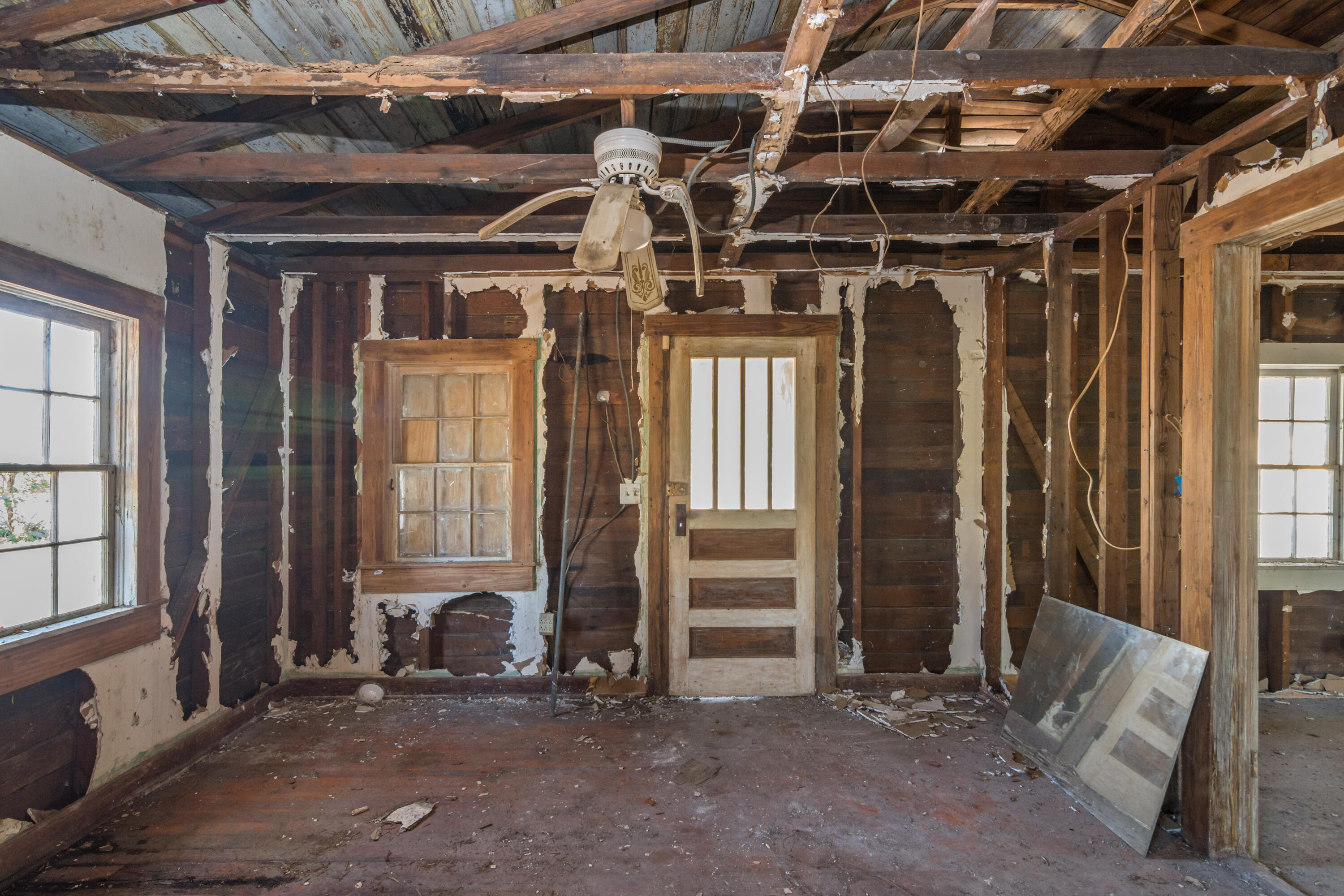 PINEGROVE - Residential