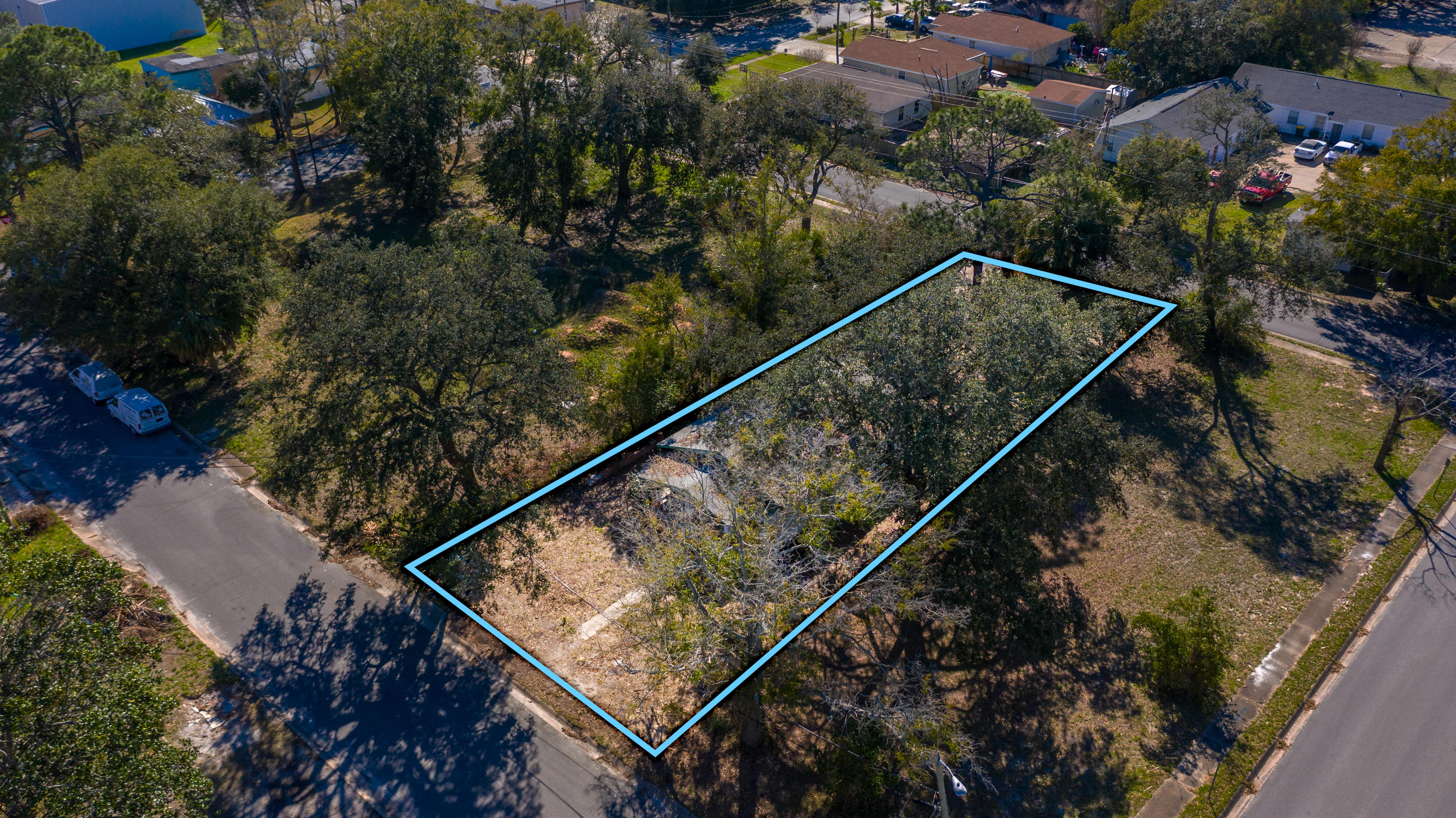 PINEGROVE - Residential