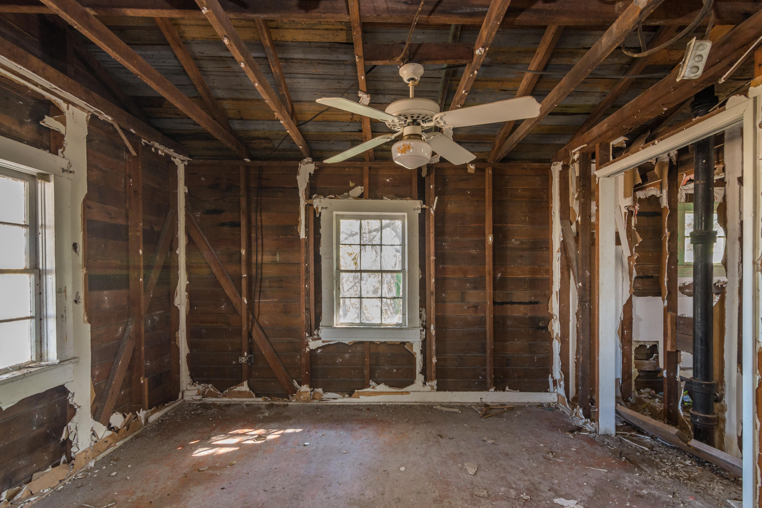 PINEGROVE - Residential