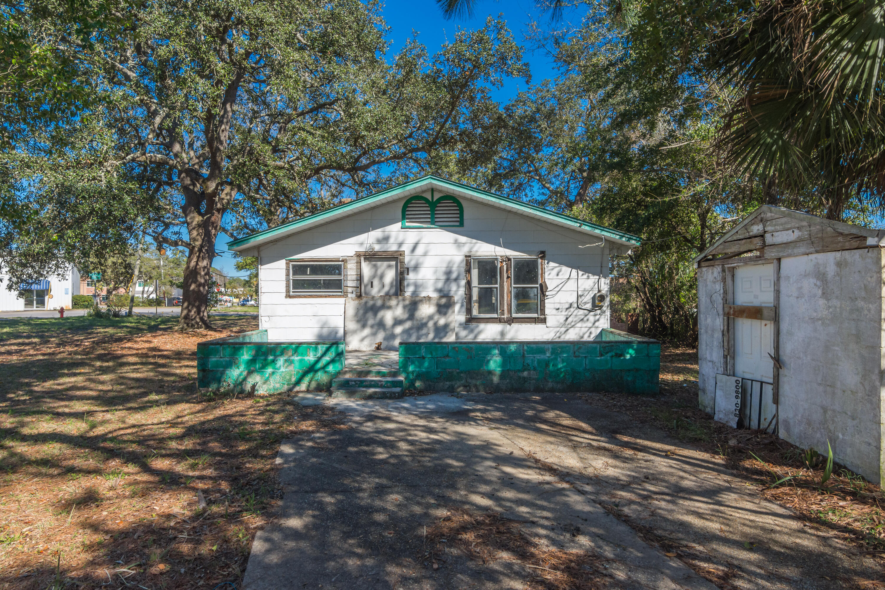 PINEGROVE - Residential