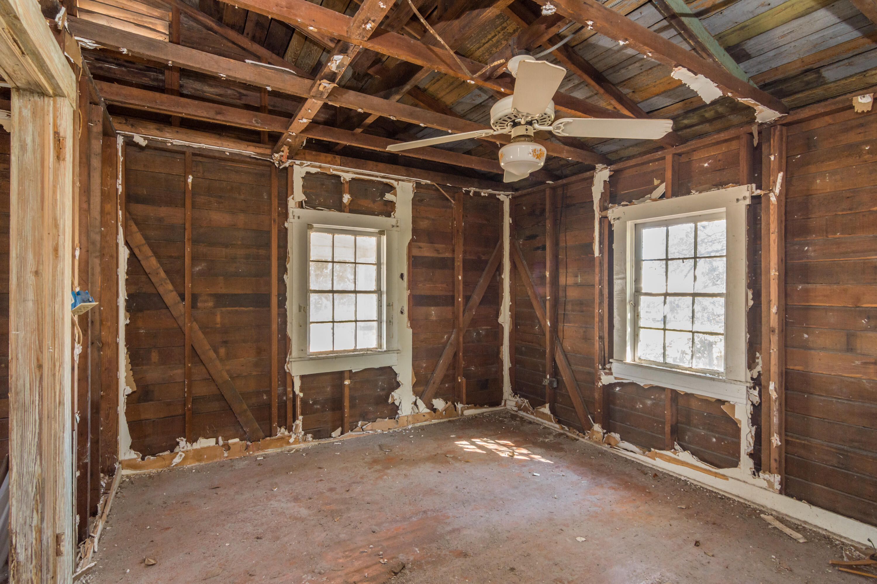 PINEGROVE - Residential