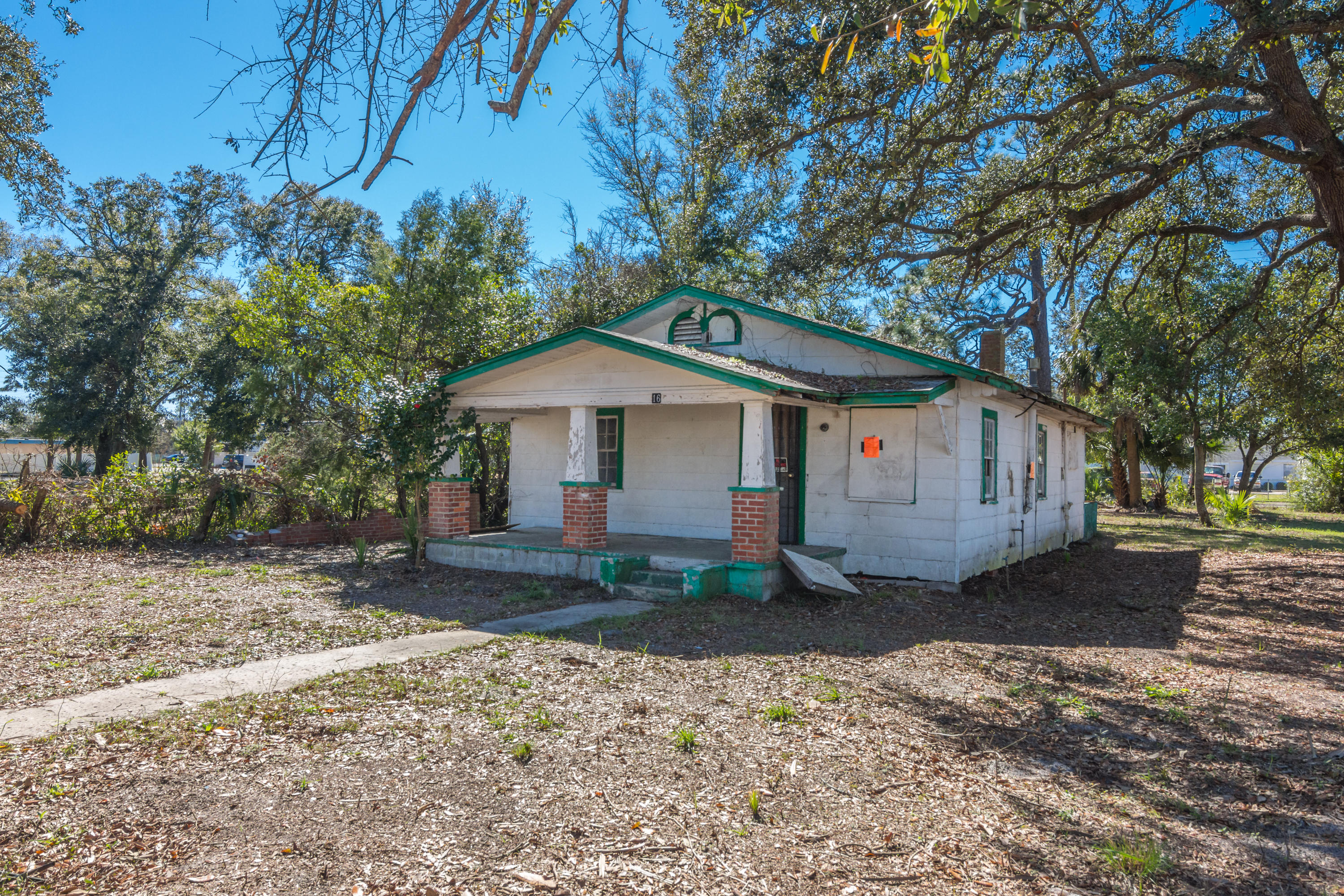 PINEGROVE - Residential