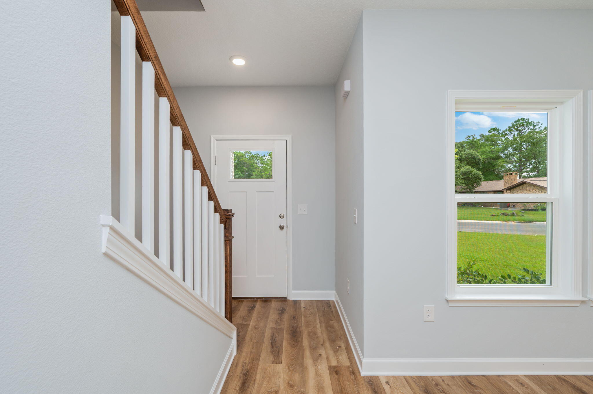 OAK HOLLOW - Residential