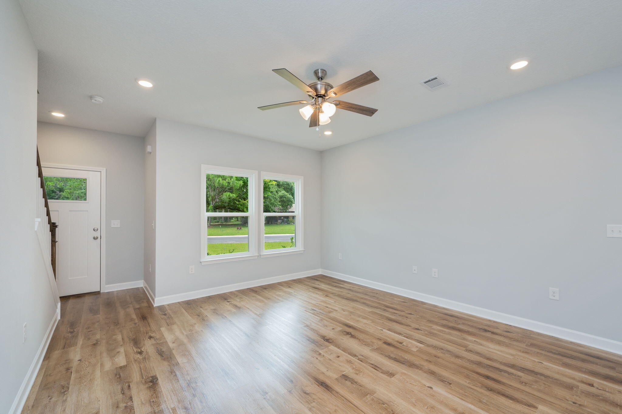 OAK HOLLOW - Residential