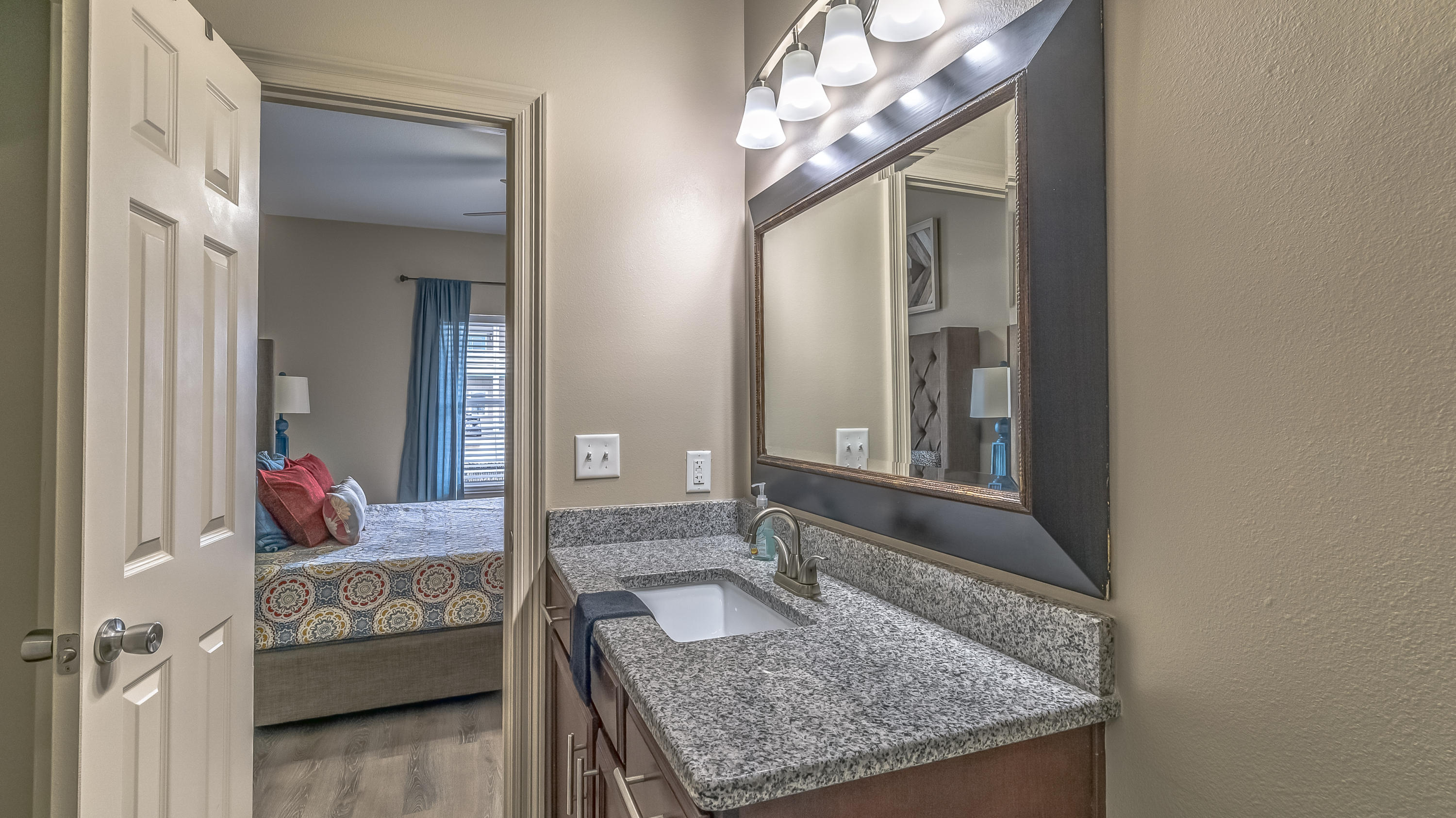 CRYSTAL BEACH - Residential