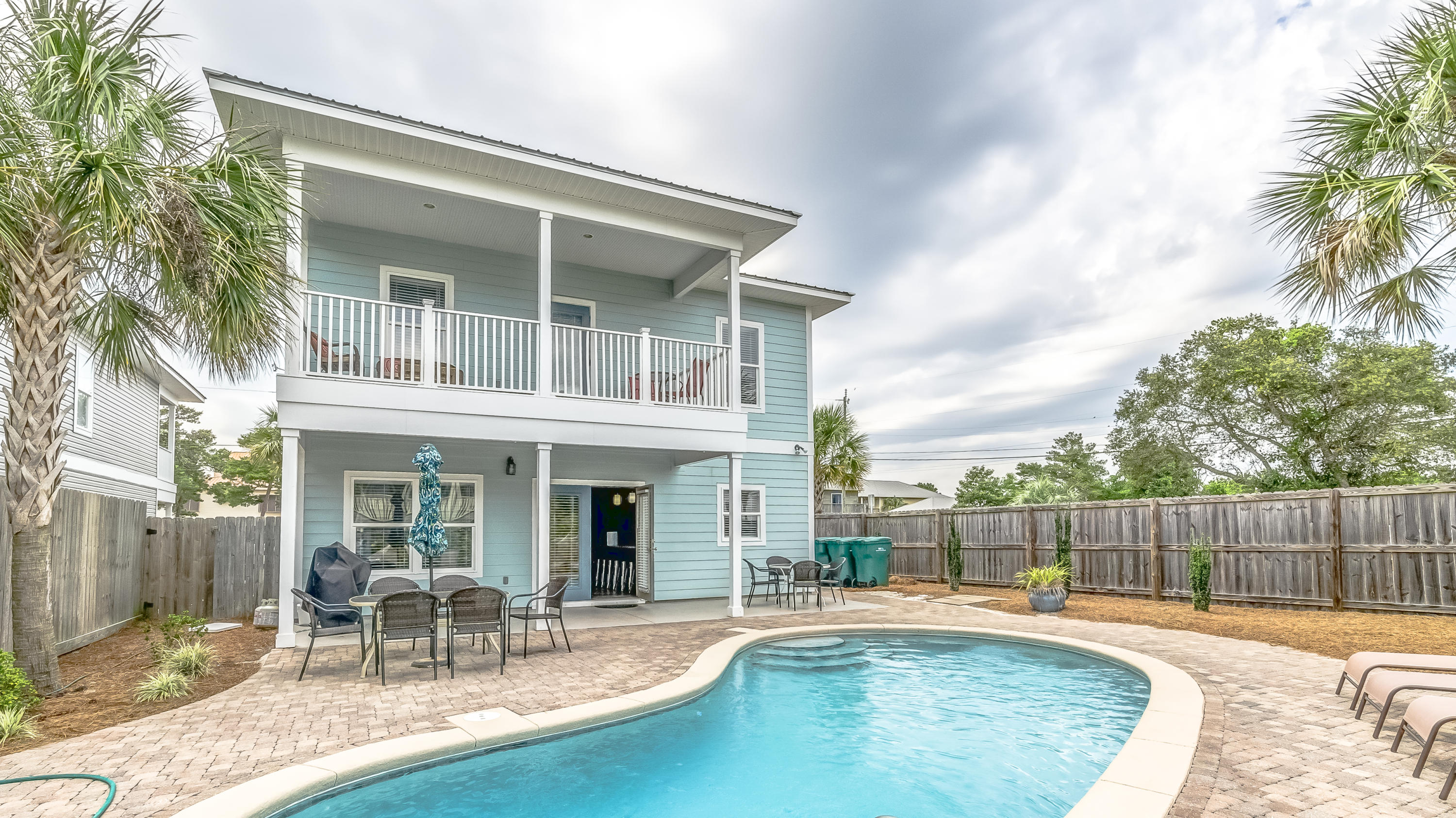 CRYSTAL BEACH - Residential