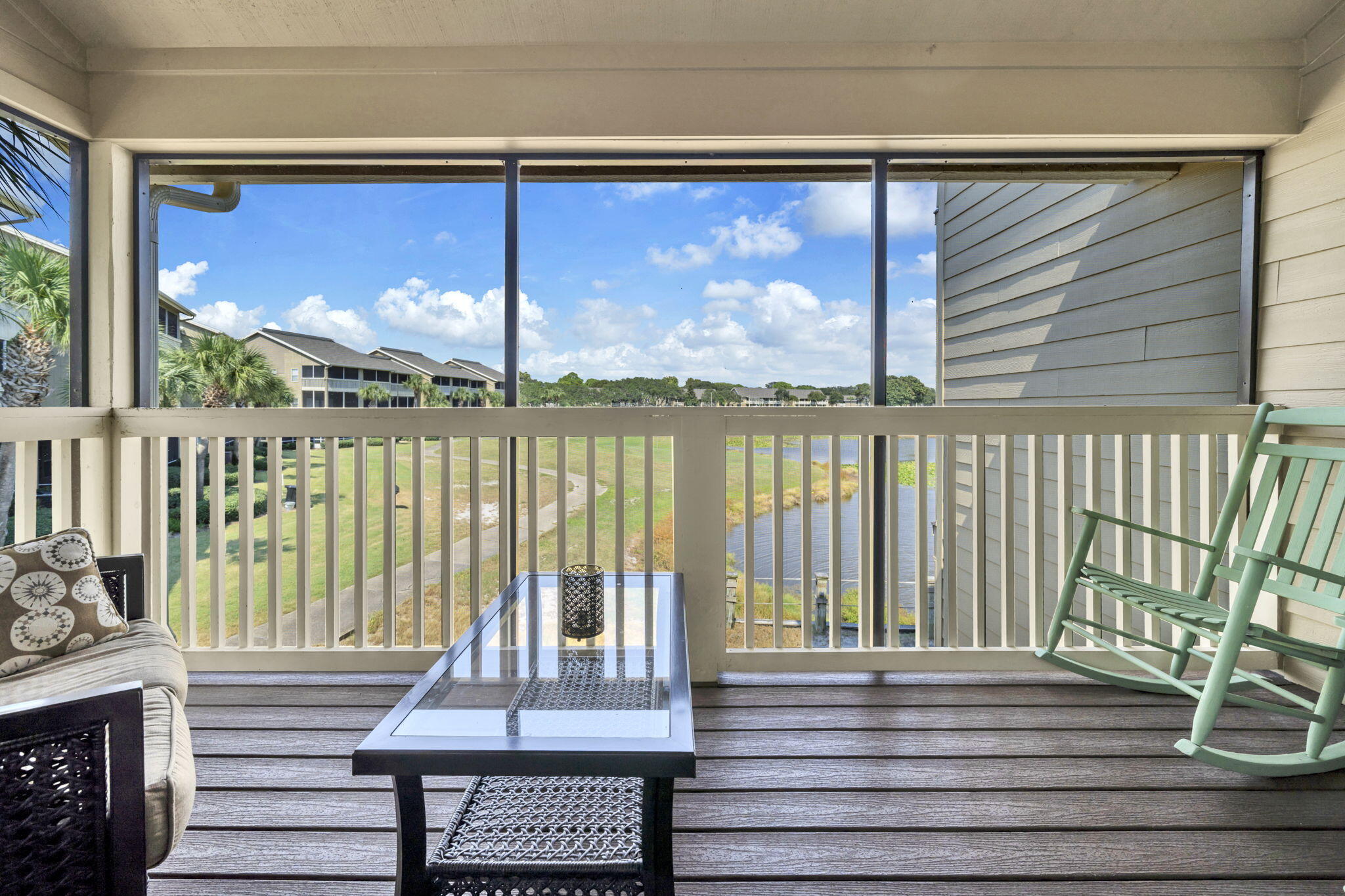 SEASCAPE Lakeside - Residential