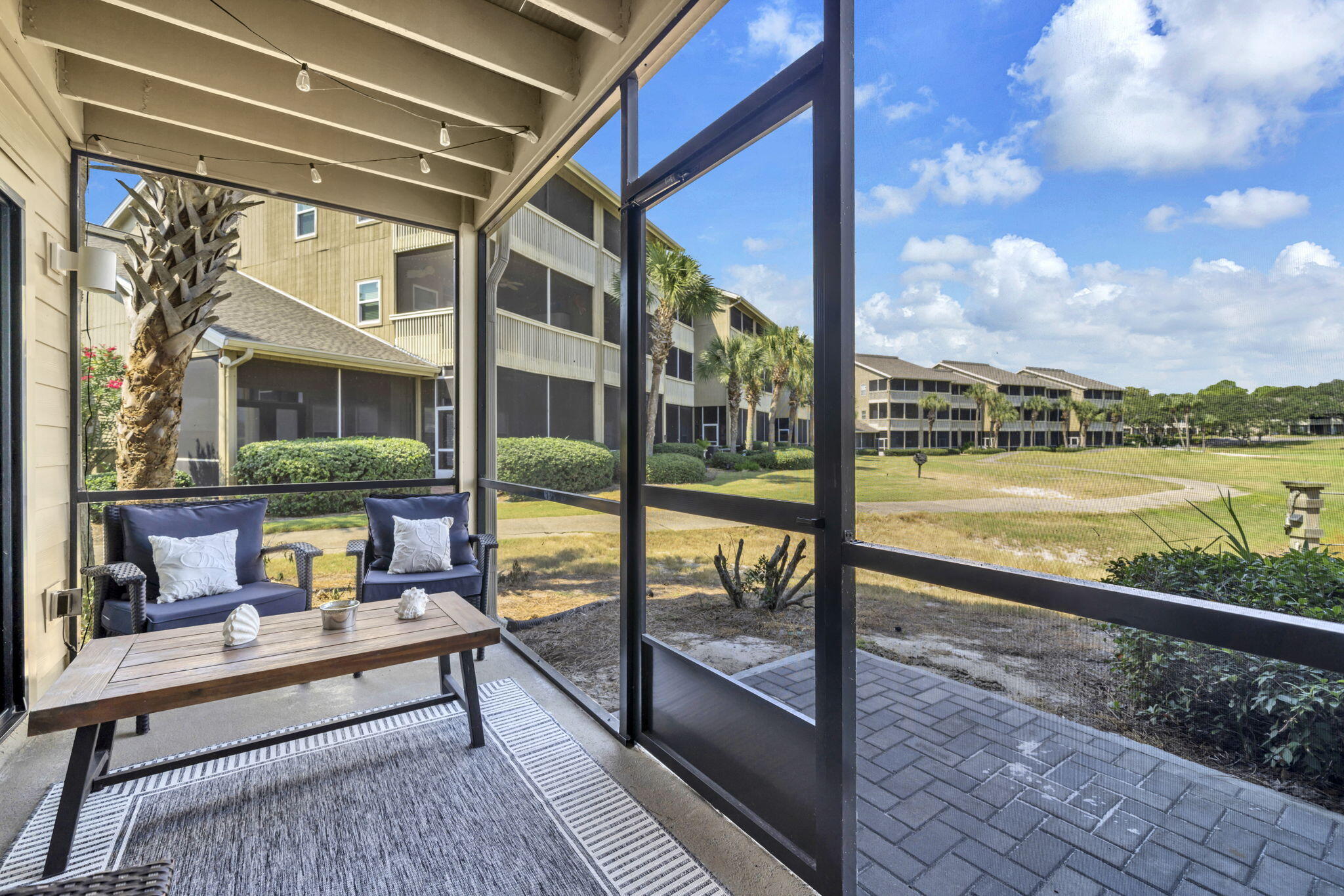 SEASCAPE Lakeside - Residential
