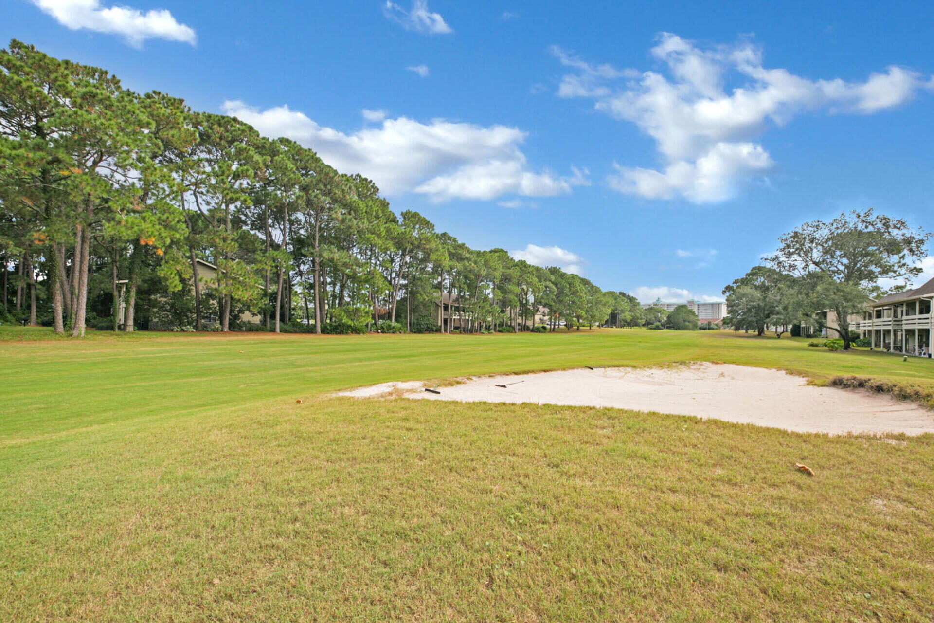 SEASCAPE Lakeside - Residential