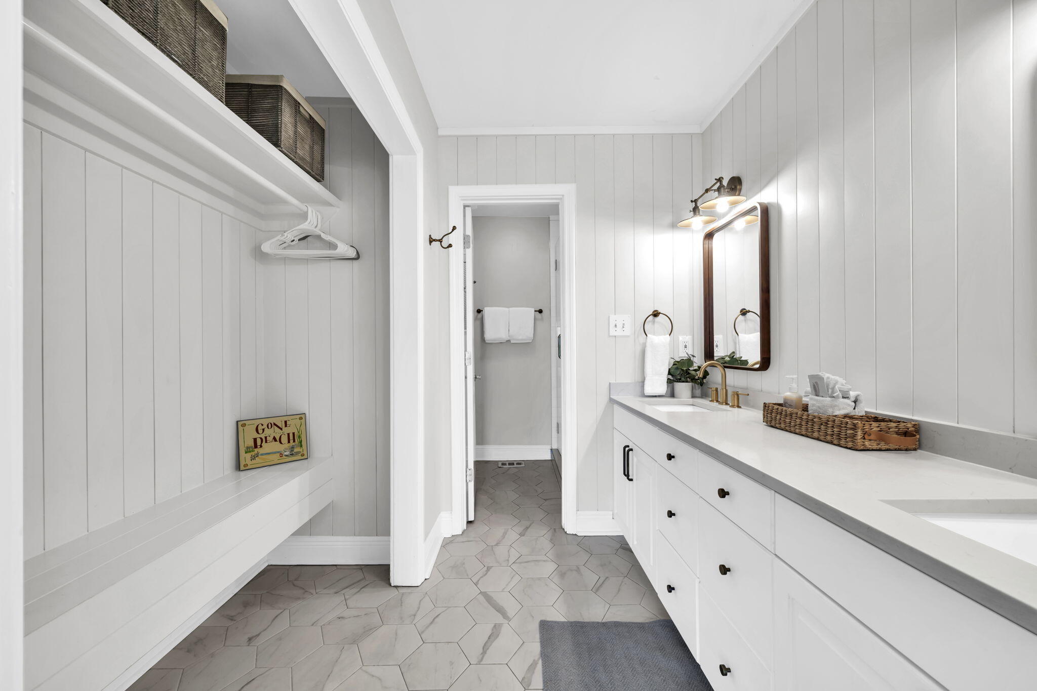 SEASCAPE Lakeside - Residential