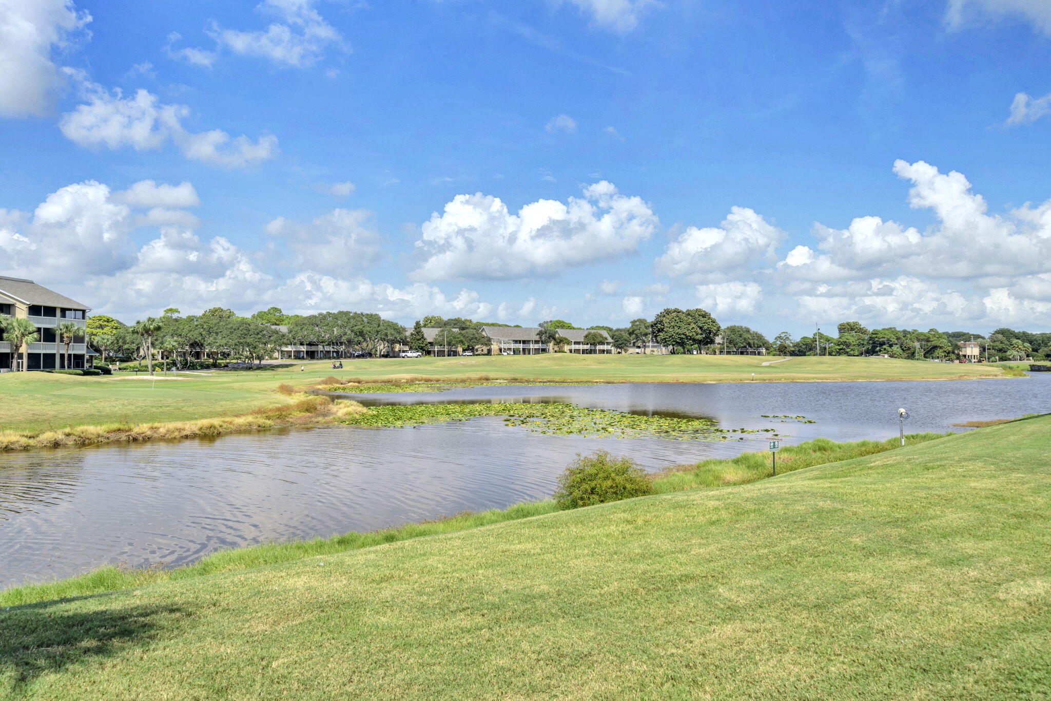 SEASCAPE Lakeside - Residential