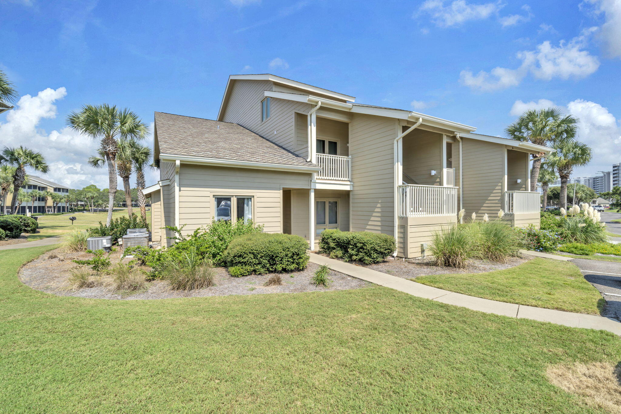 SEASCAPE Lakeside - Residential