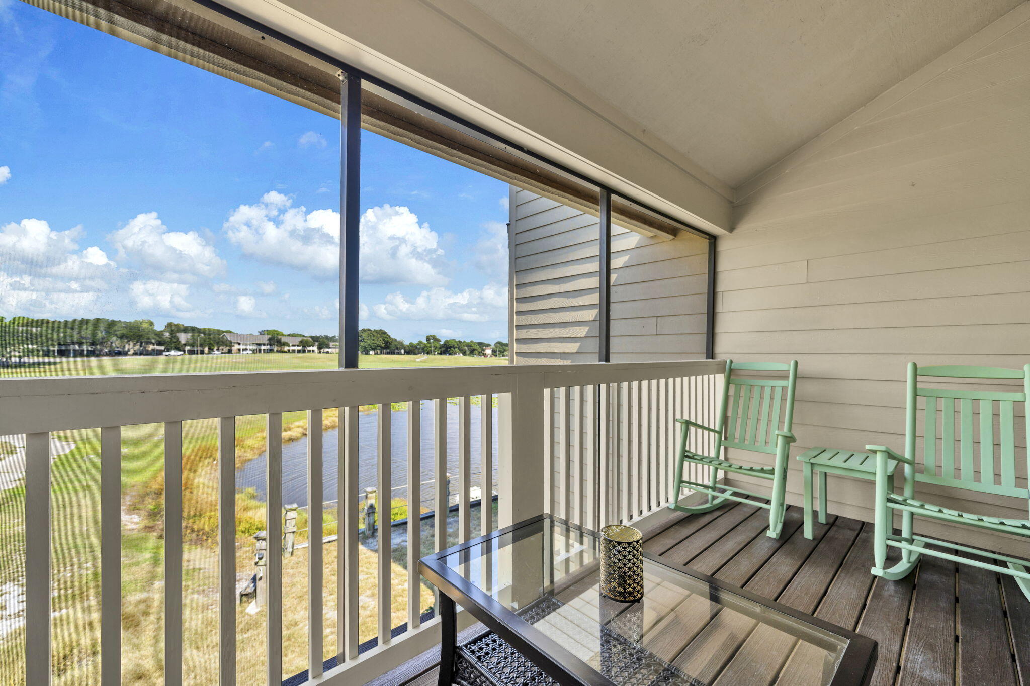 SEASCAPE Lakeside - Residential