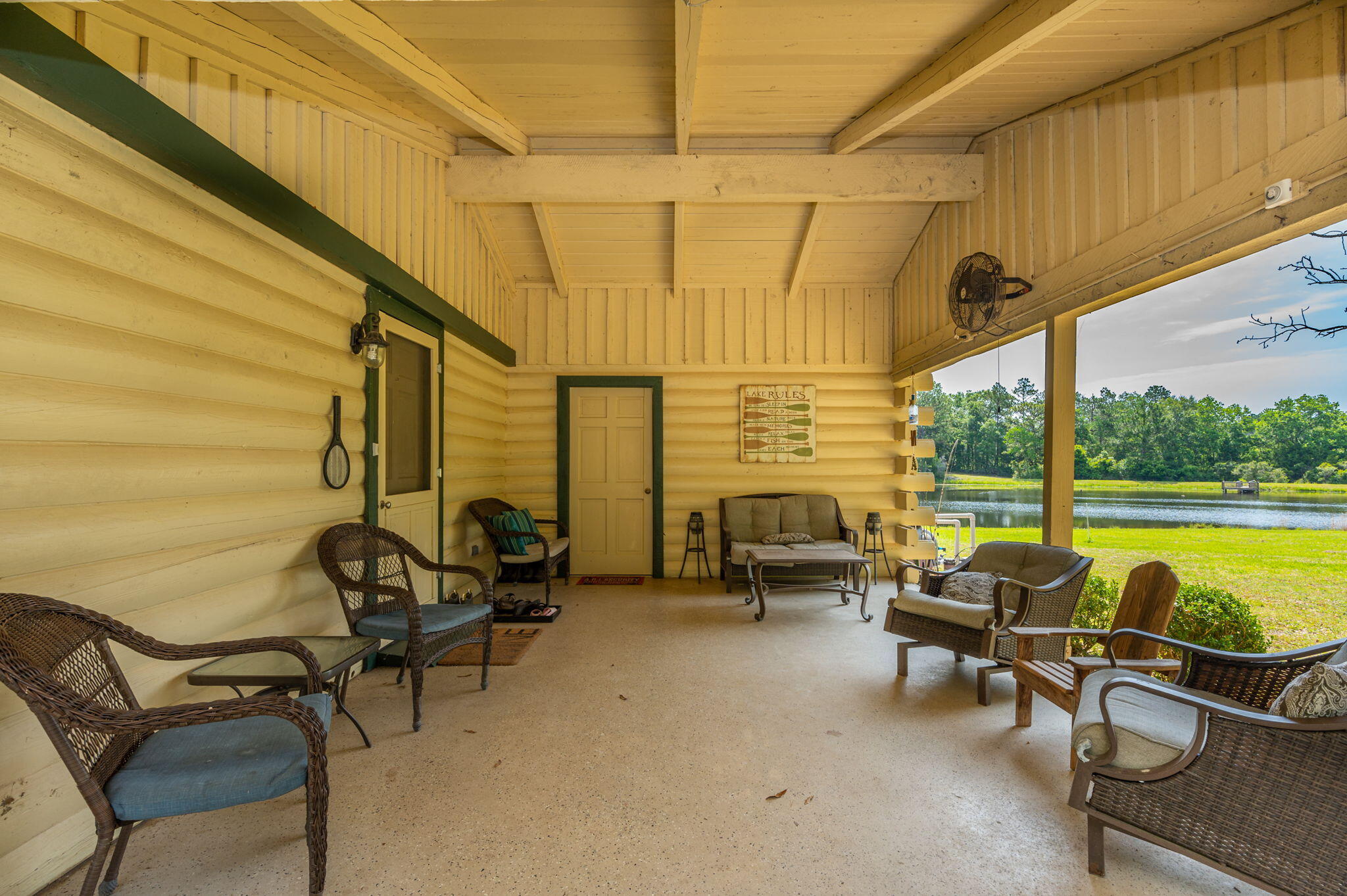 CRESTVIEW SUBURB - Farm