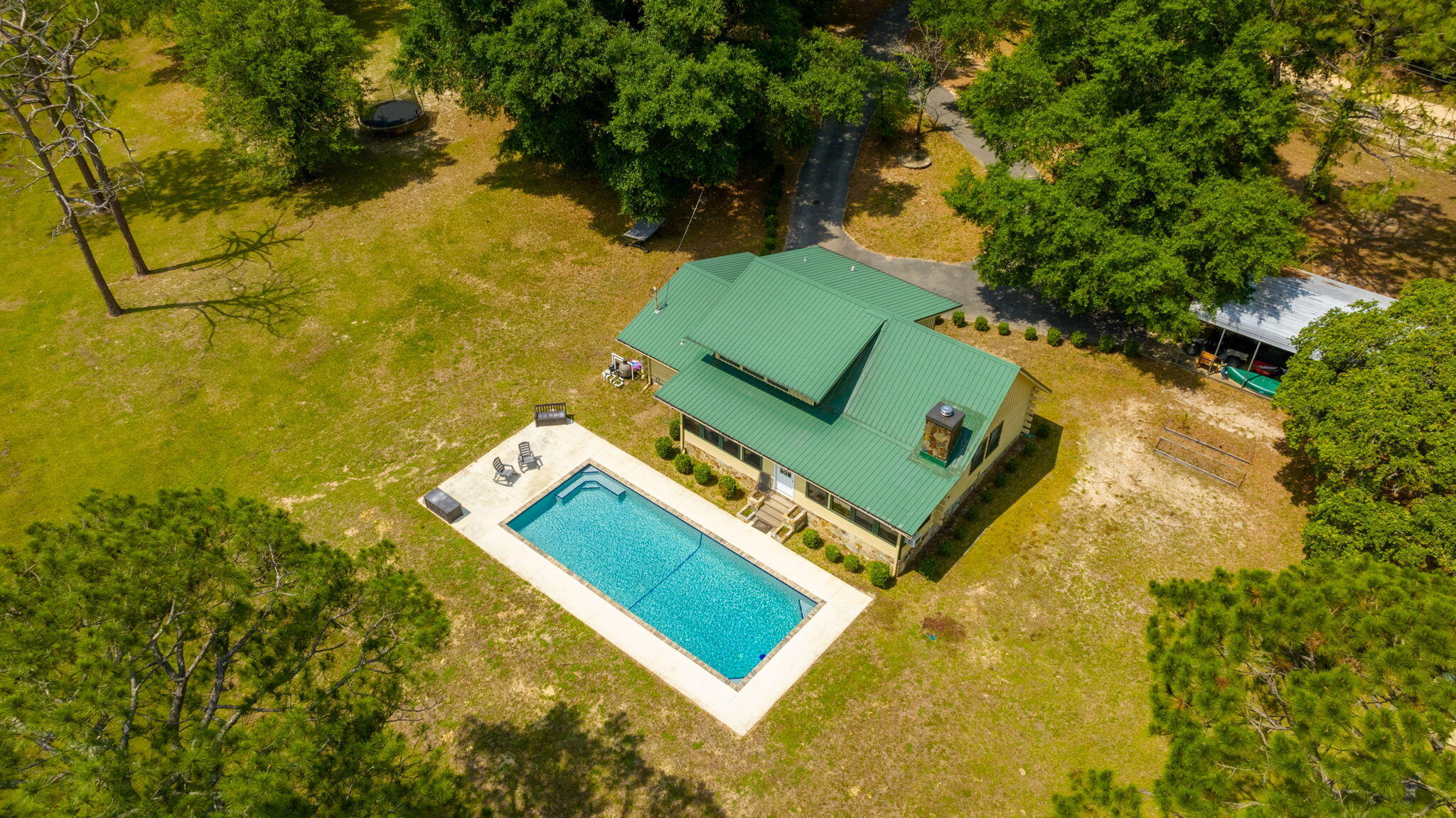 4869 Retta Lane