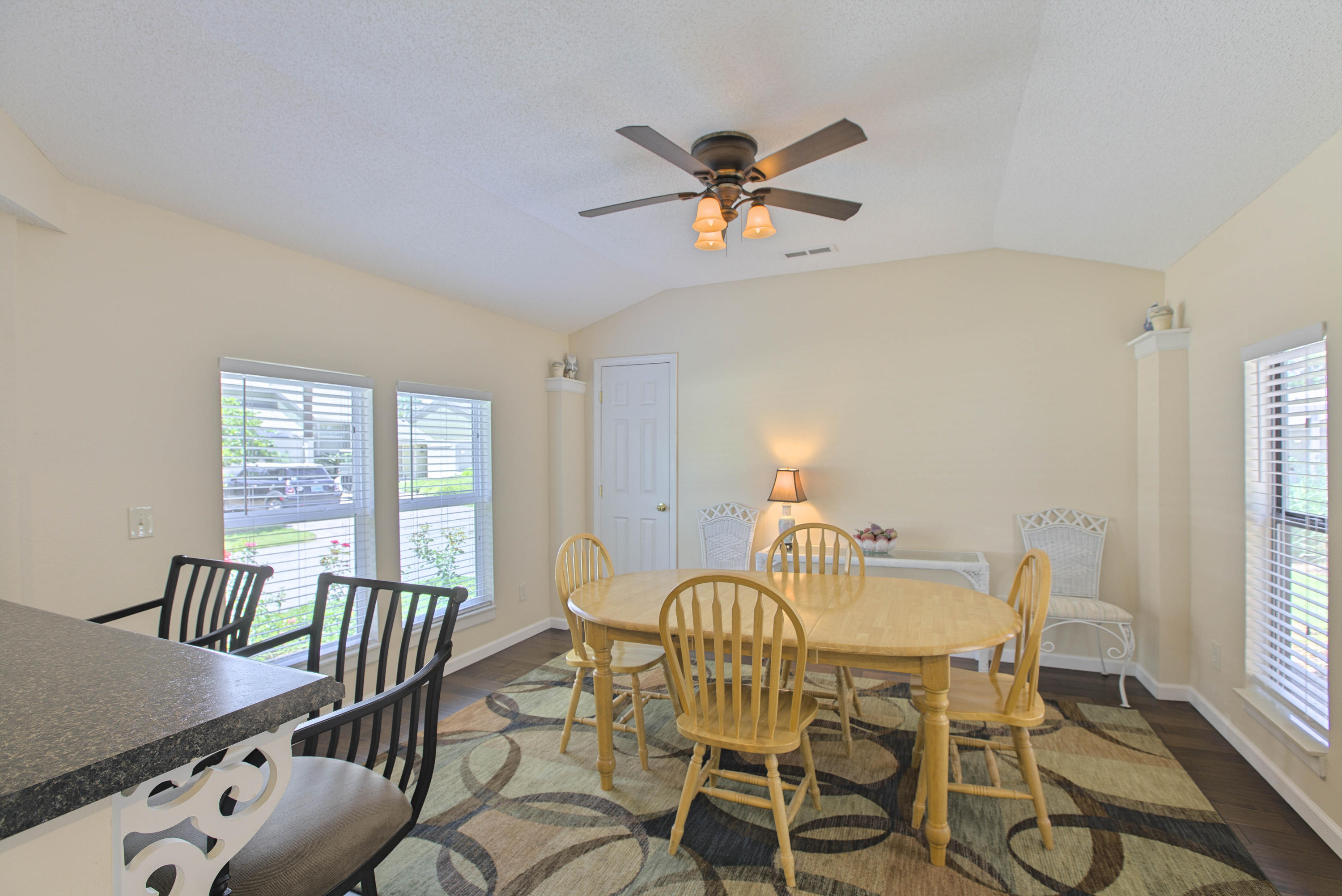 LINKSIDE VILLAGE UNIT 1 - Residential