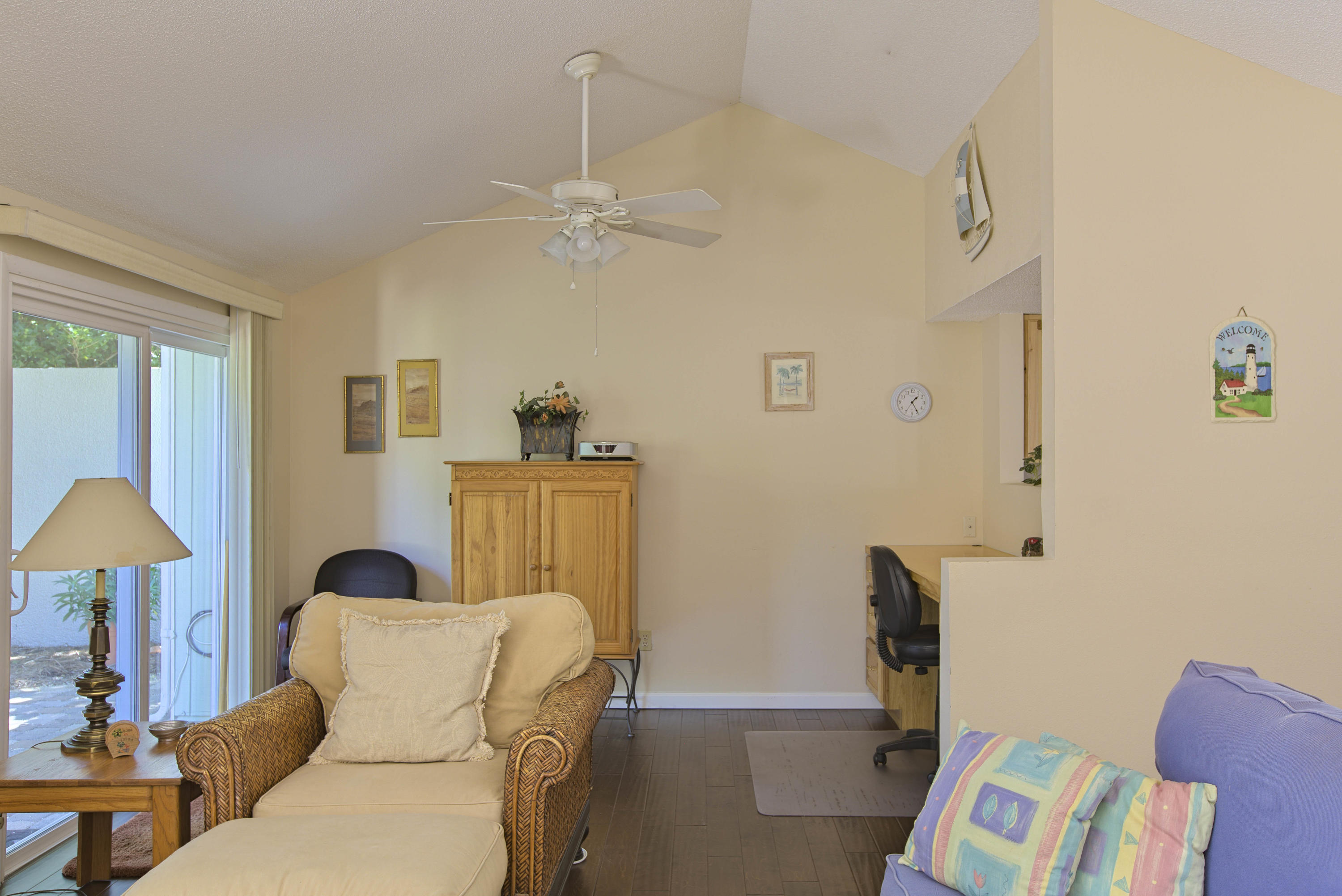 LINKSIDE VILLAGE UNIT 1 - Residential