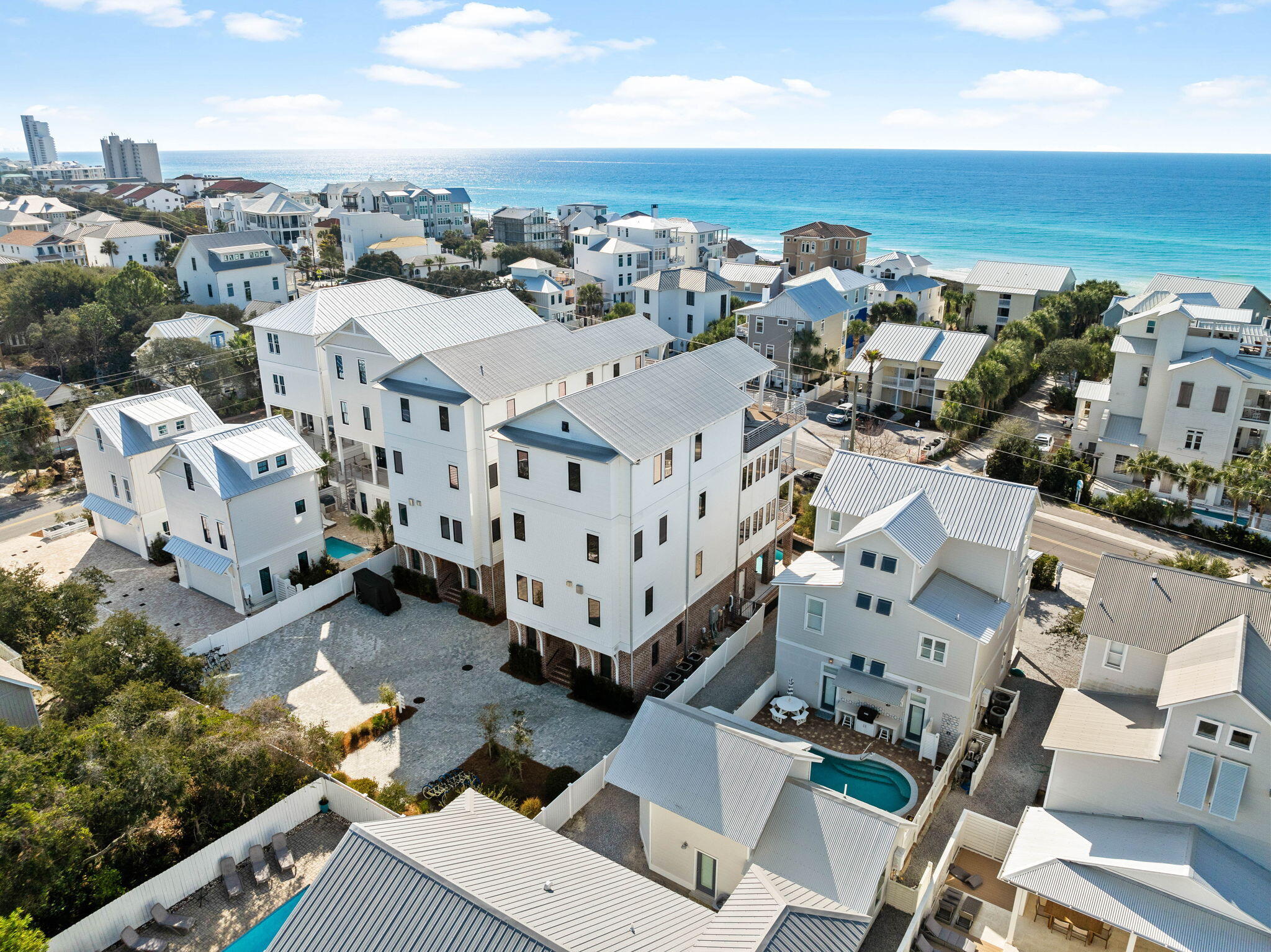 Gulf Shore Manor - Residential
