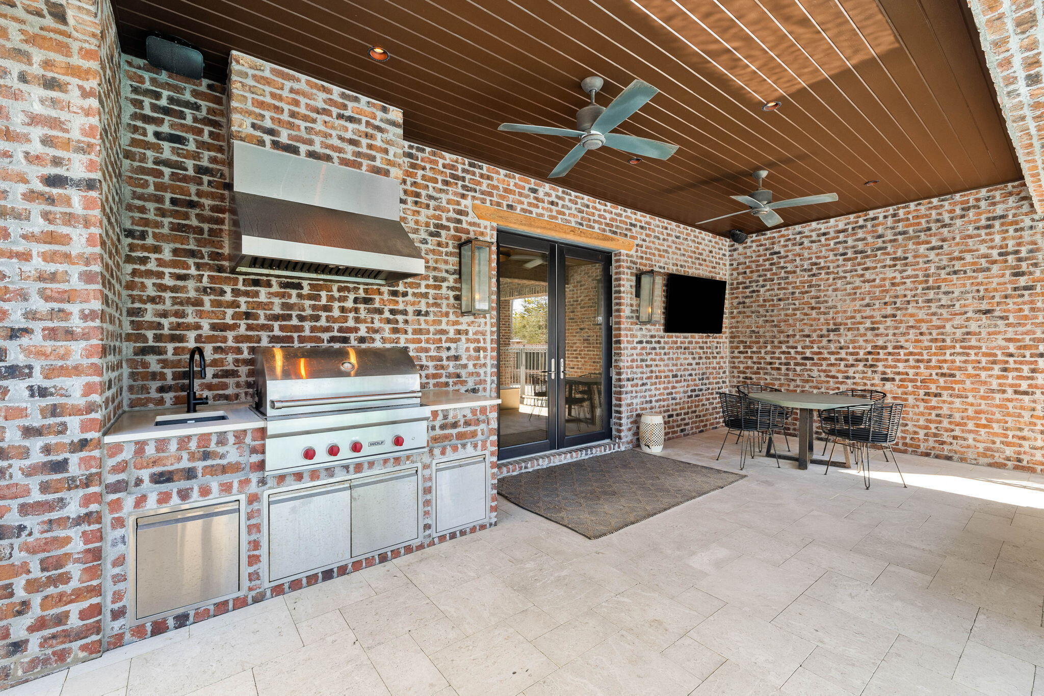 Gulf Shore Manor - Residential