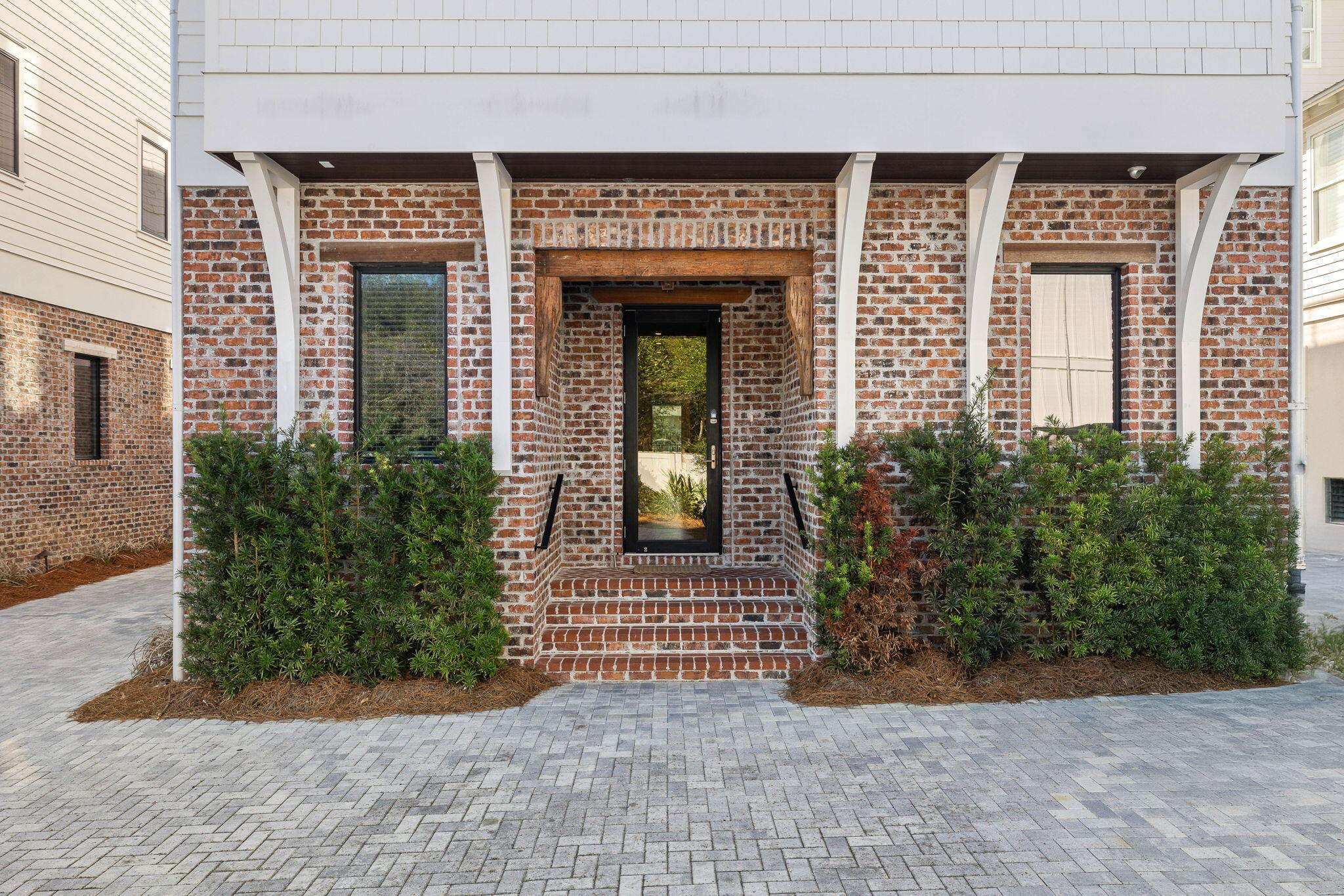 Gulf Shore Manor - Residential