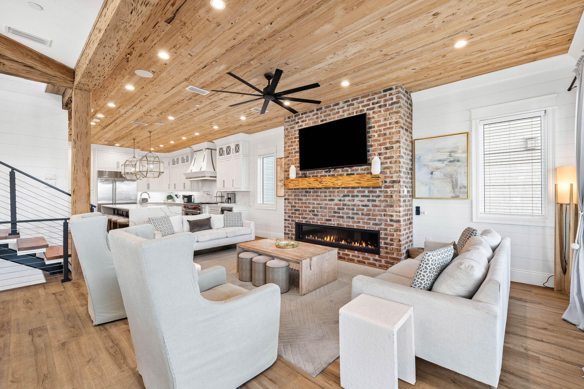 Gulf Shore Manor - Residential