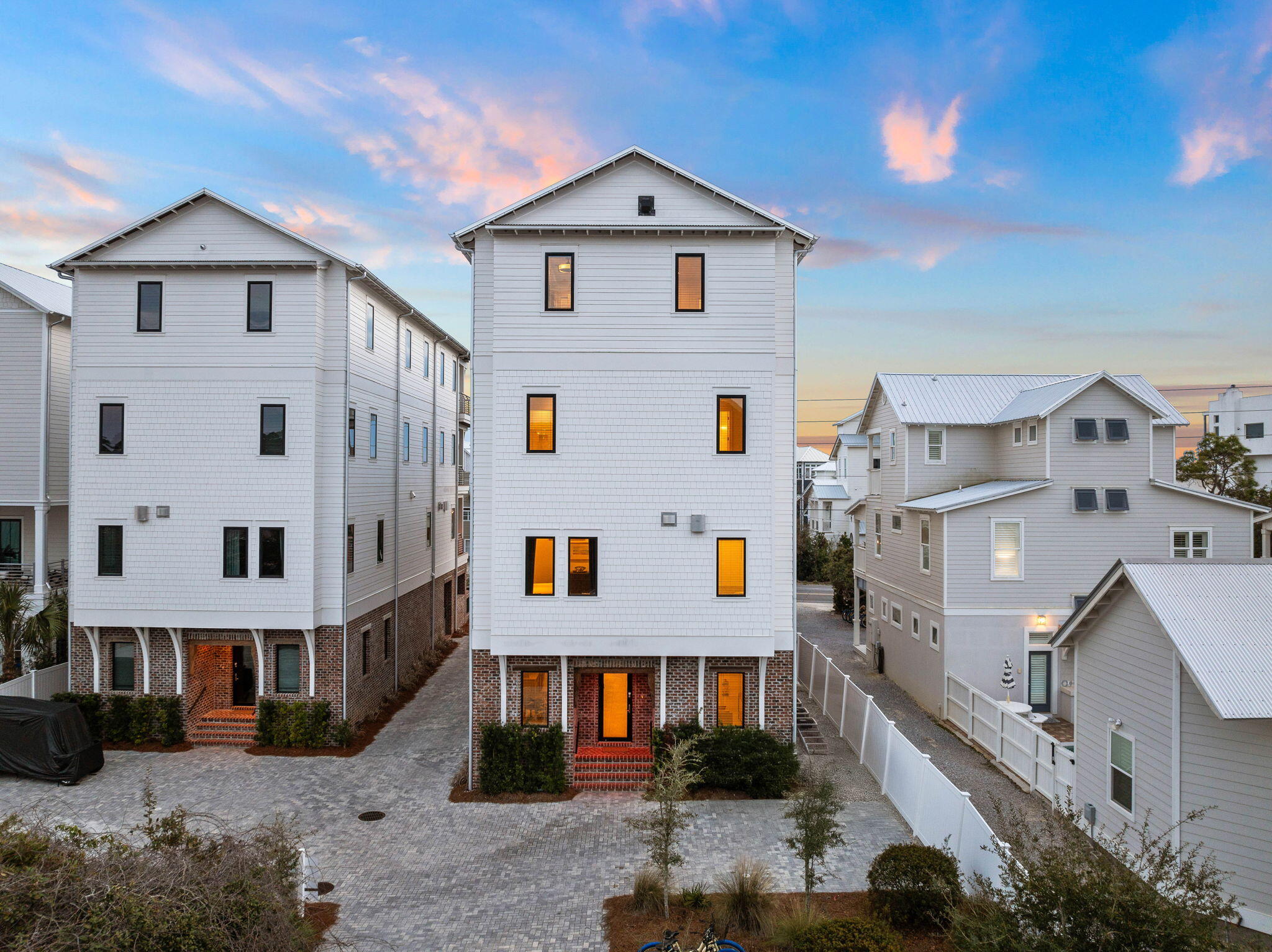 Gulf Shore Manor - Residential