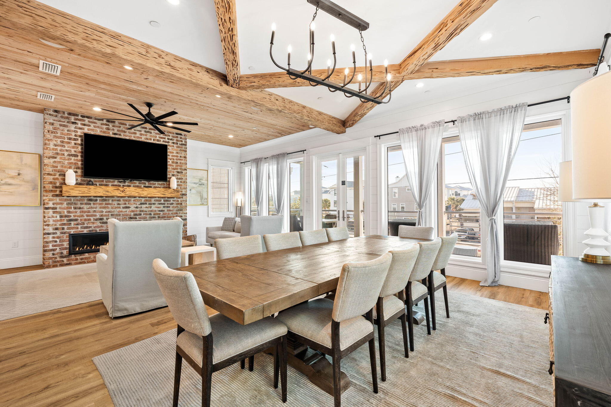 Gulf Shore Manor - Residential