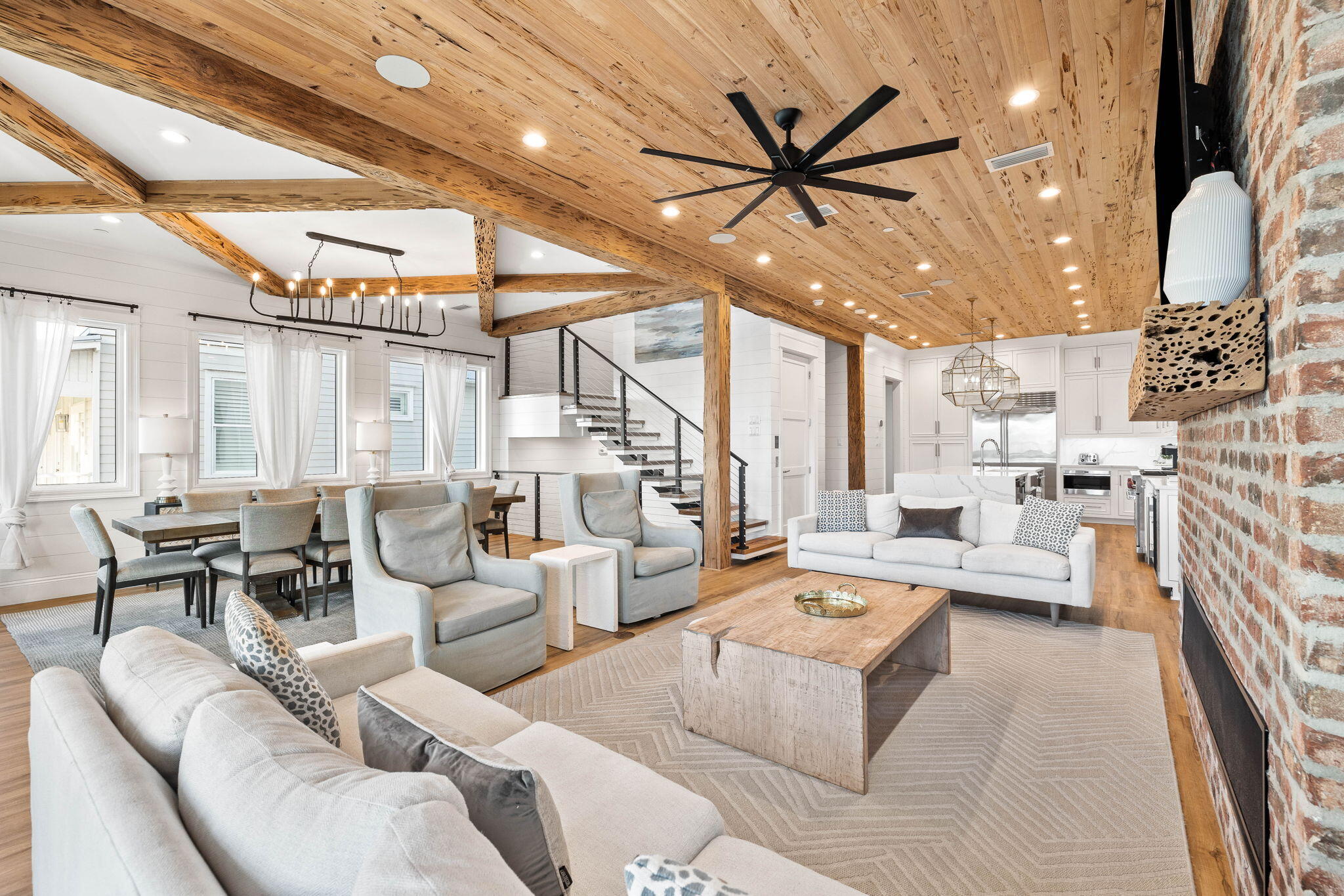 Gulf Shore Manor - Residential