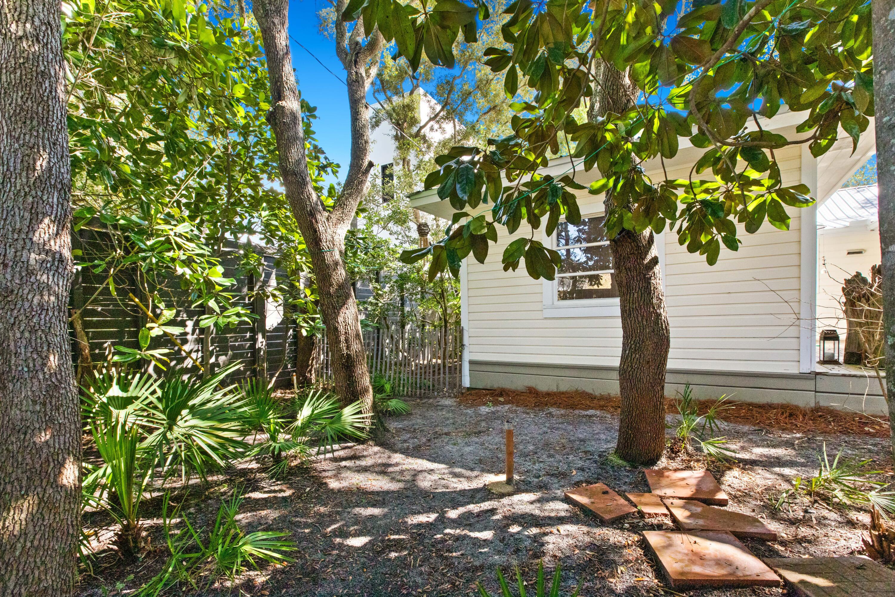 SEAGROVE 3RD ADDN - Residential