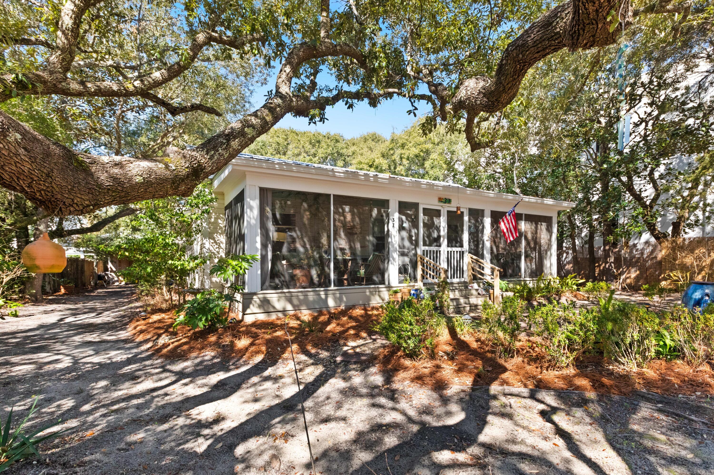 SEAGROVE 3RD ADDN - Residential