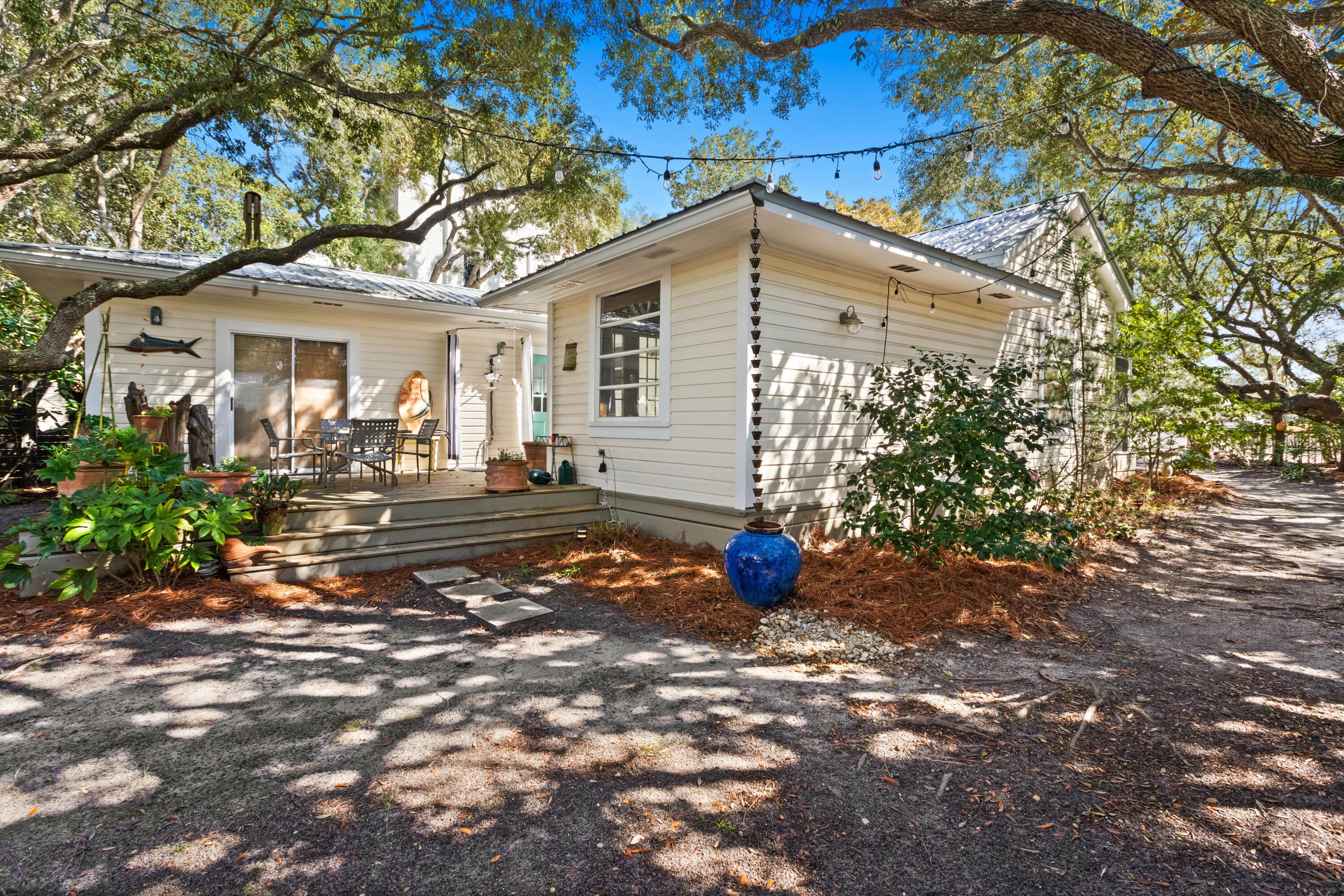 SEAGROVE 3RD ADDN - Residential