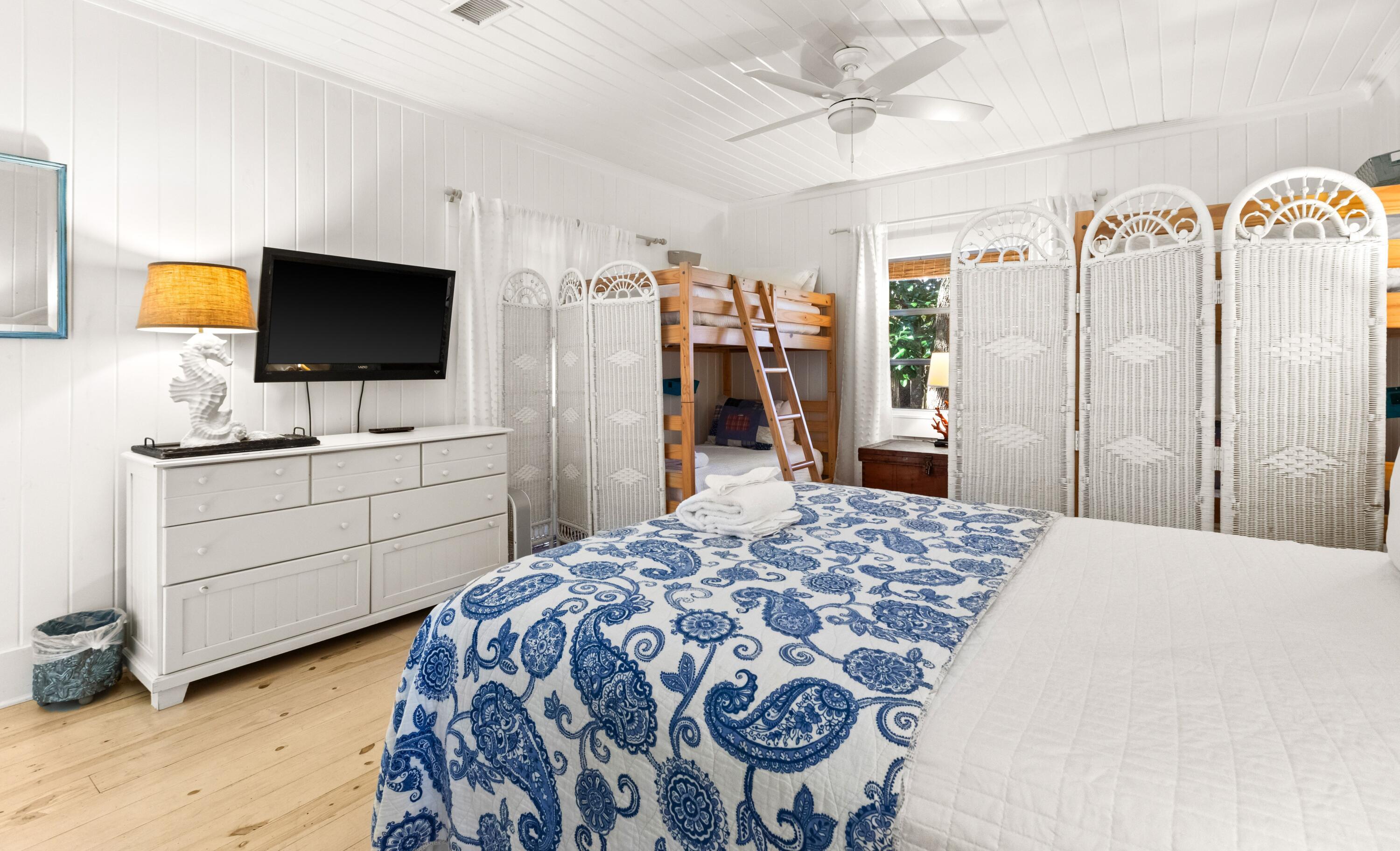 SEAGROVE 3RD ADDN - Residential