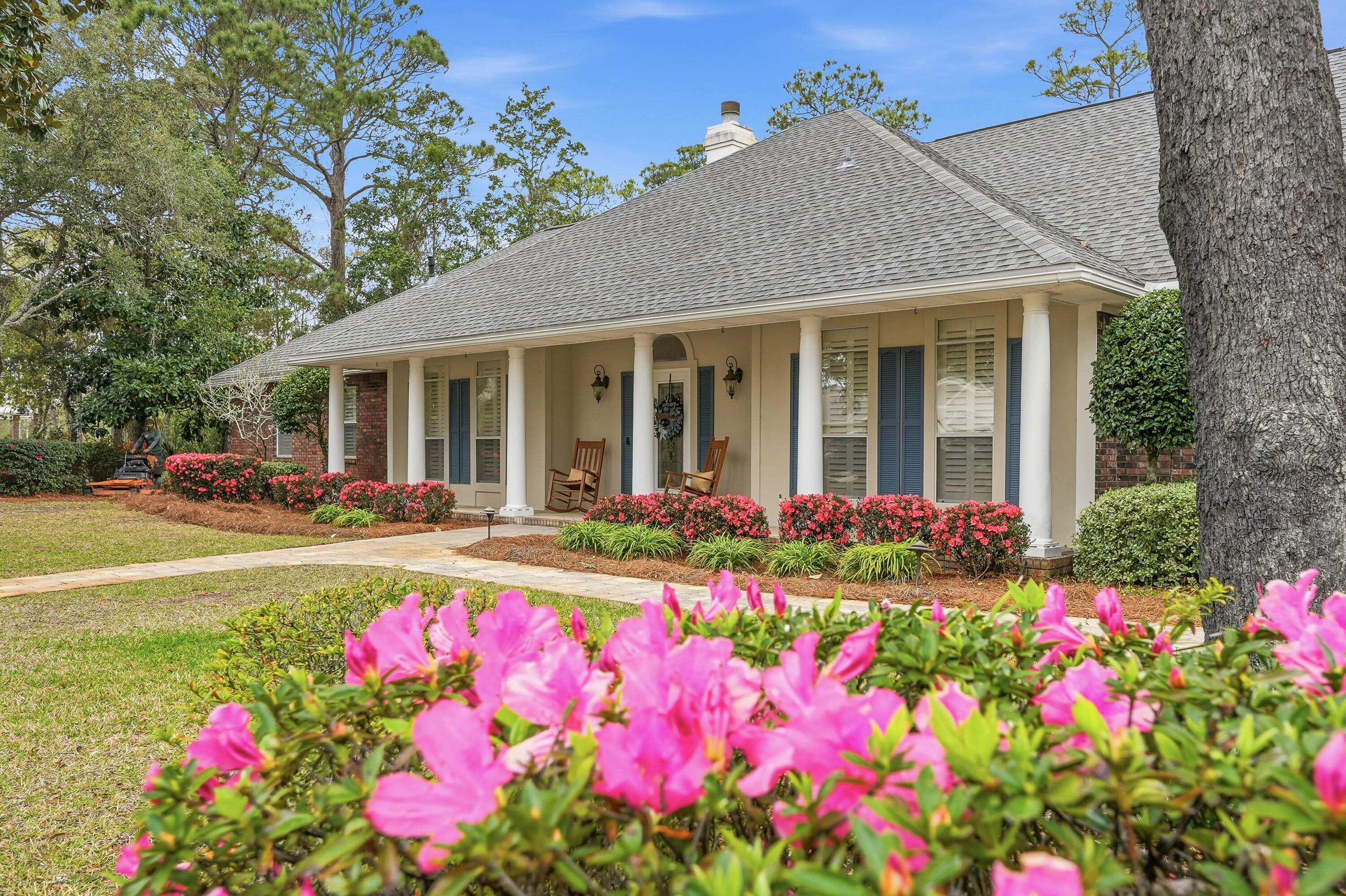 SOUTHWIND PH 5 - Residential