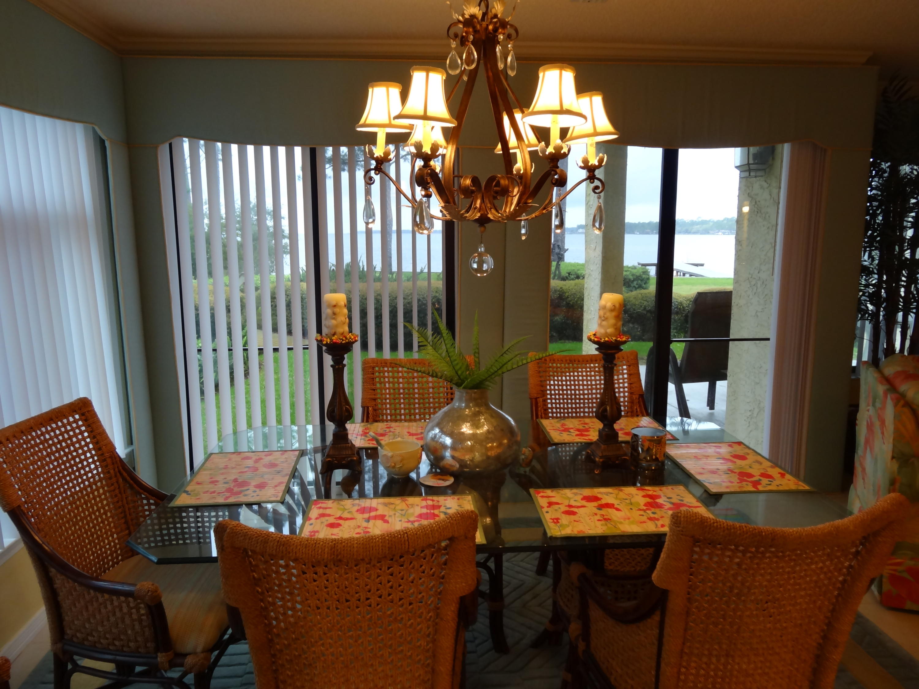 BAY VILLAS CONDOS - Residential