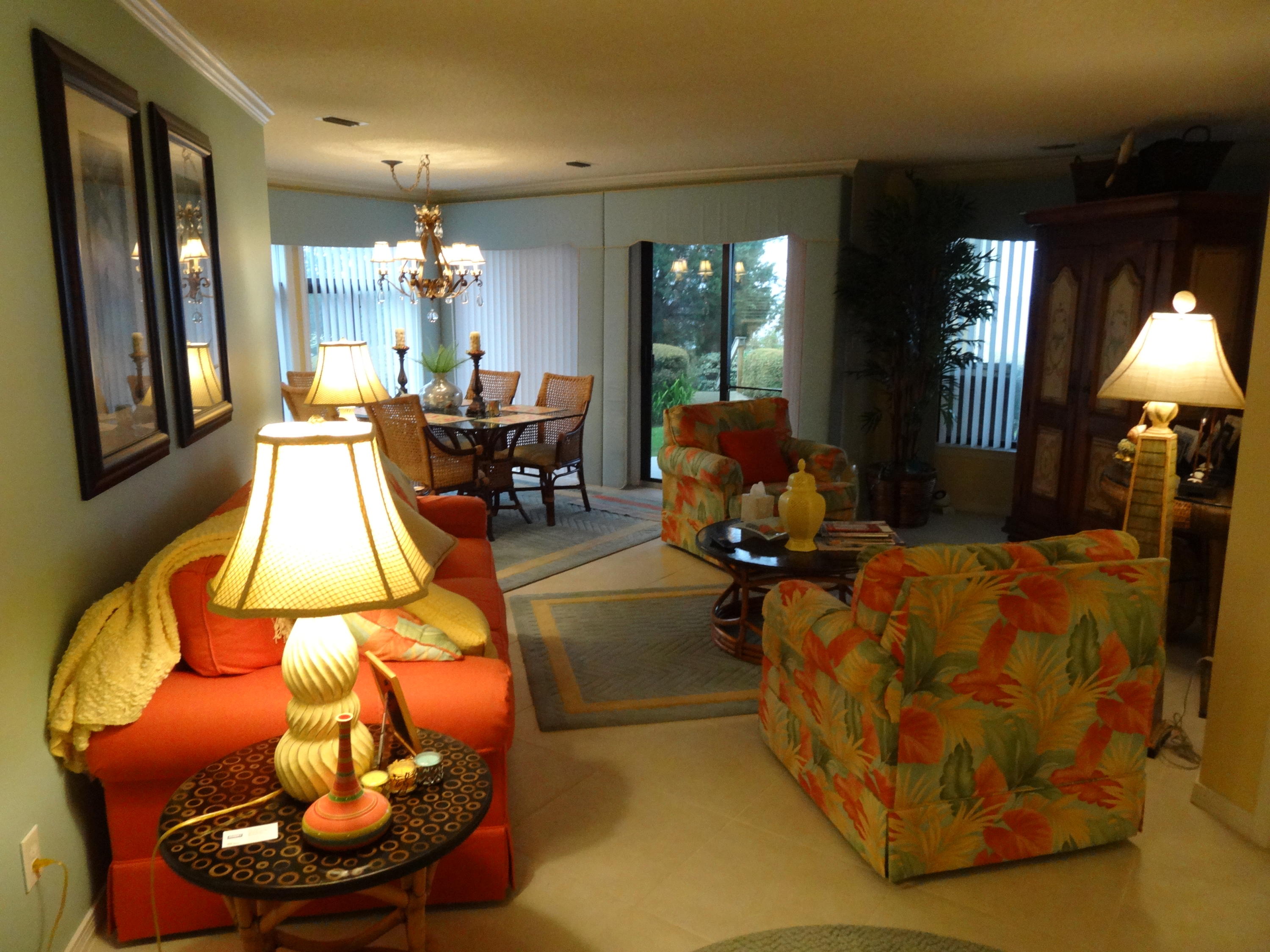 BAY VILLAS CONDOS - Residential