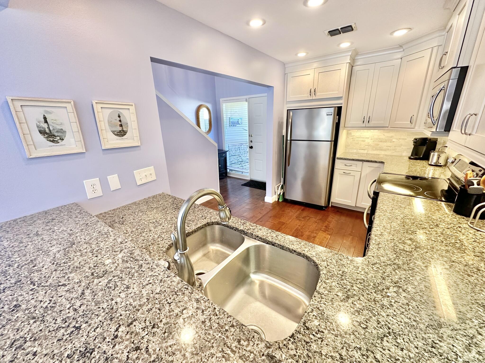 BEACHWALK VILLAS PH 09 - Residential