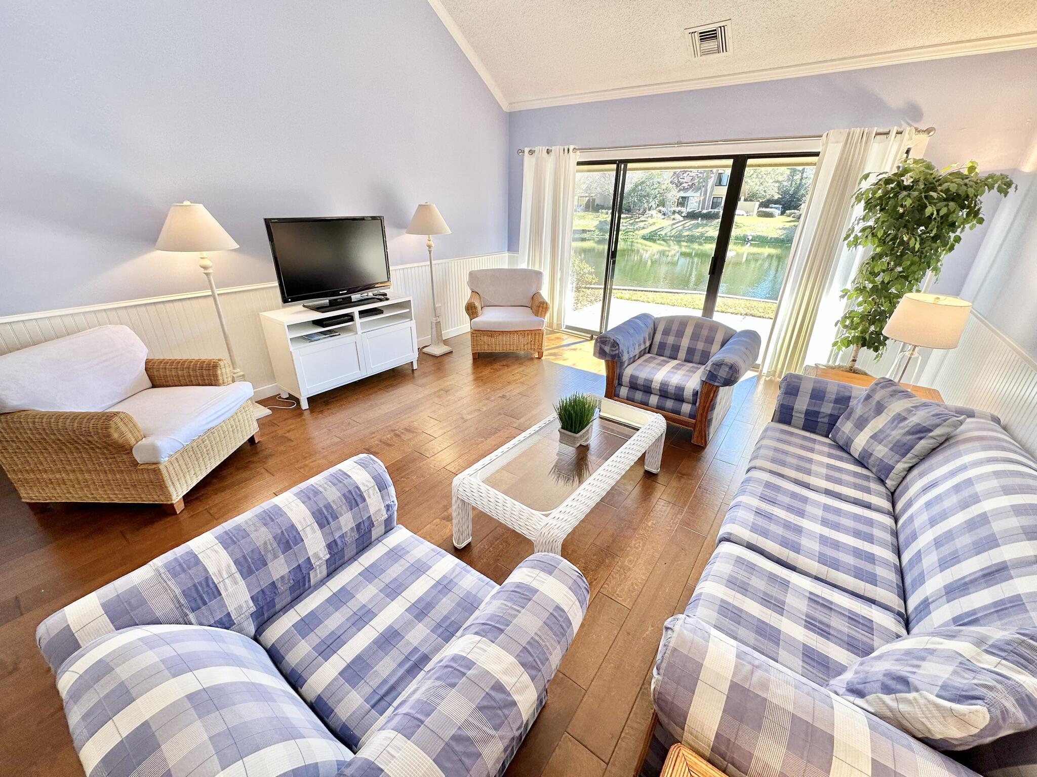 BEACHWALK VILLAS PH 09 - Residential