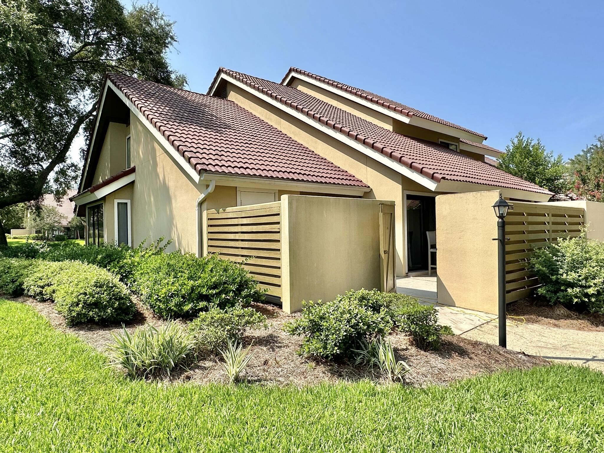 BEACHWALK VILLAS PH 09 - Residential