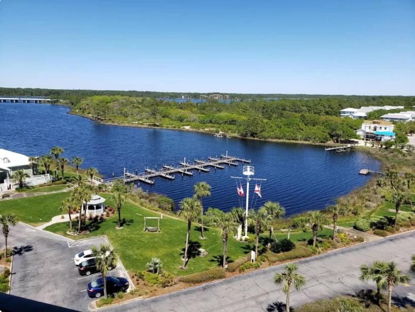 PINNACLE PORT - Residential