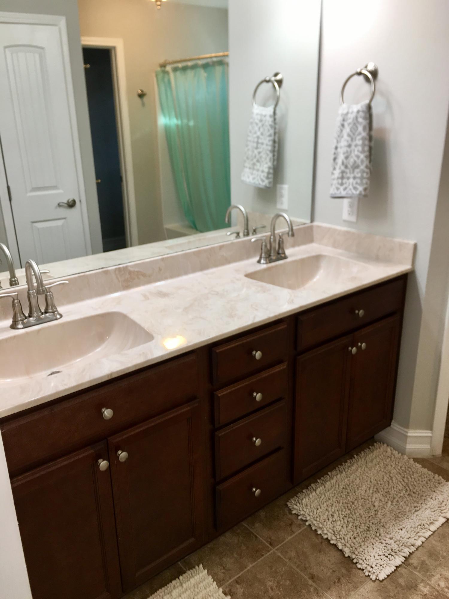 RIVER OAKS - Residential