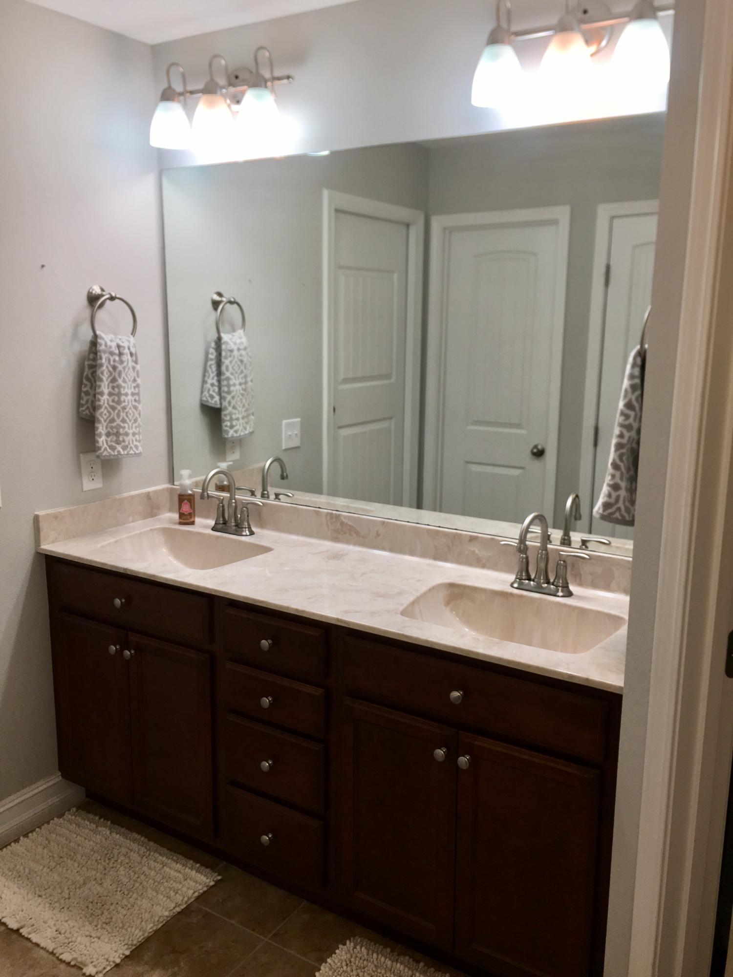 RIVER OAKS - Residential