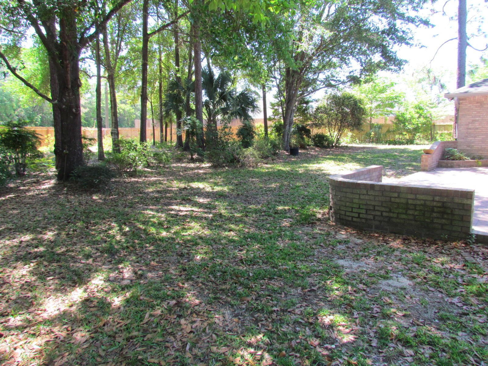 ROCKY BAYOU COUNTRY CLUB ESTATES 7 - Residential Lease