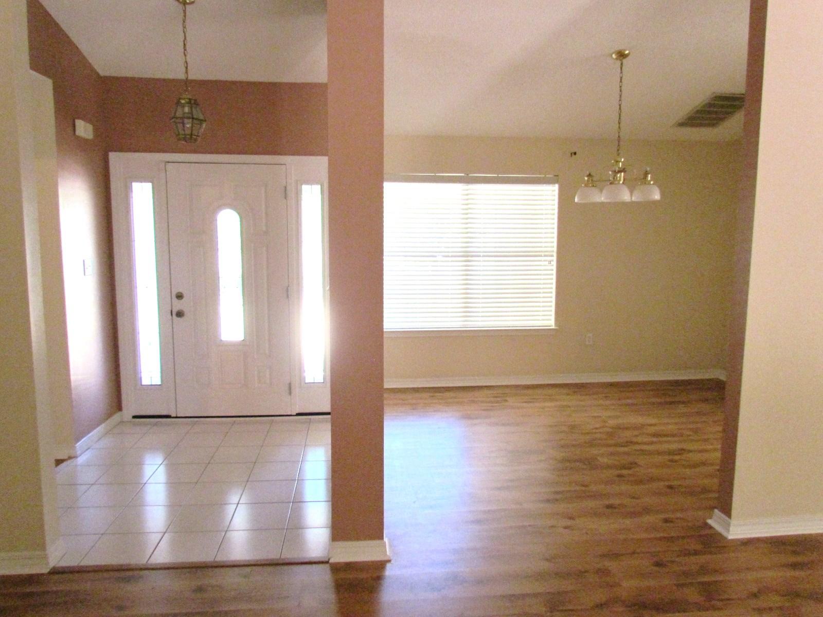 ROCKY BAYOU COUNTRY CLUB ESTATES 7 - Residential Lease