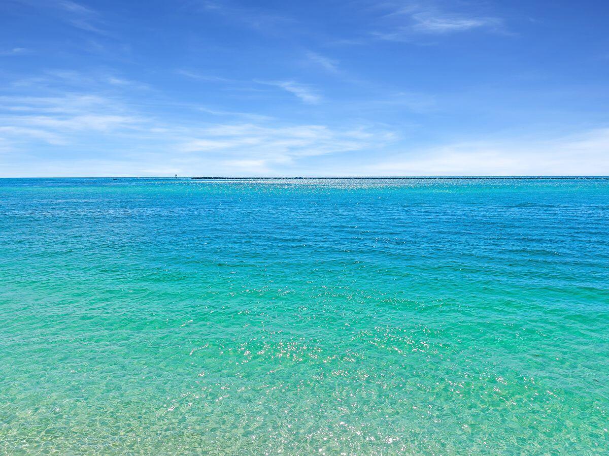 WATERVIEW TOWERS YACHT CLUB - Residential