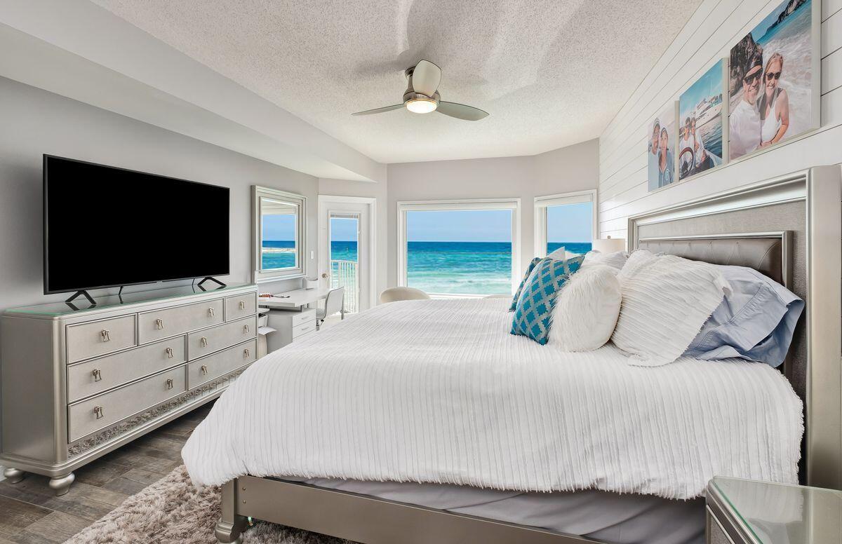 WATERVIEW TOWERS YACHT CLUB - Residential