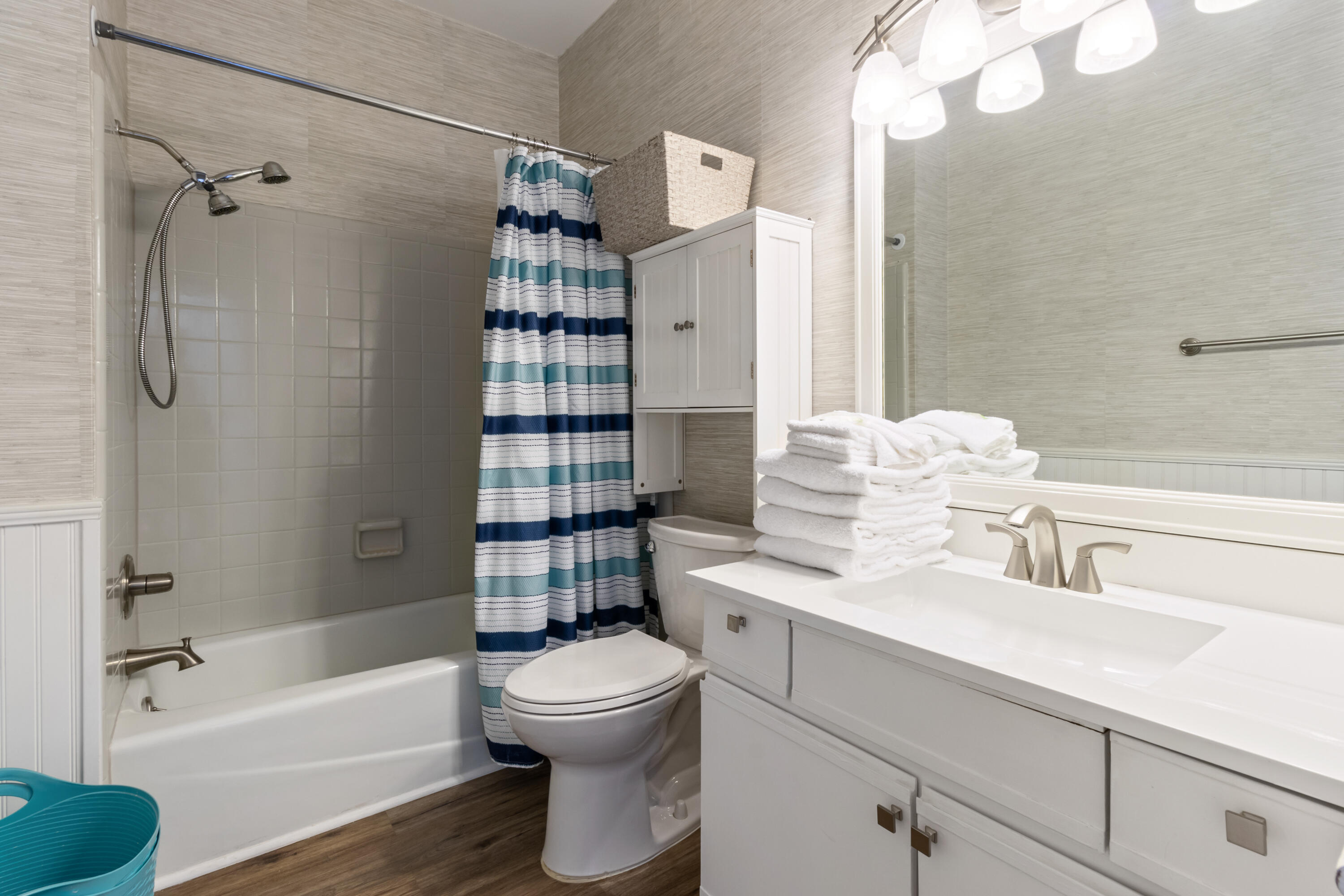 PALMS AT SEAGROVE CONDO UNIT B - Residential