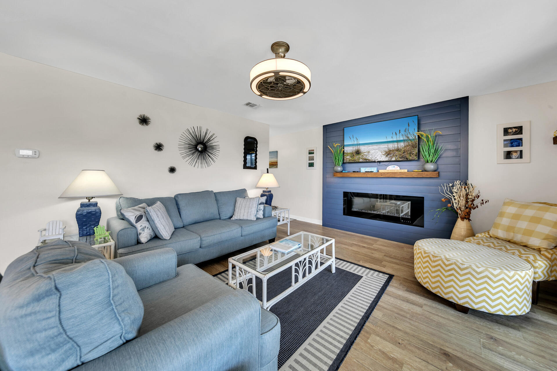 SILVER DUNES CONDO - Residential