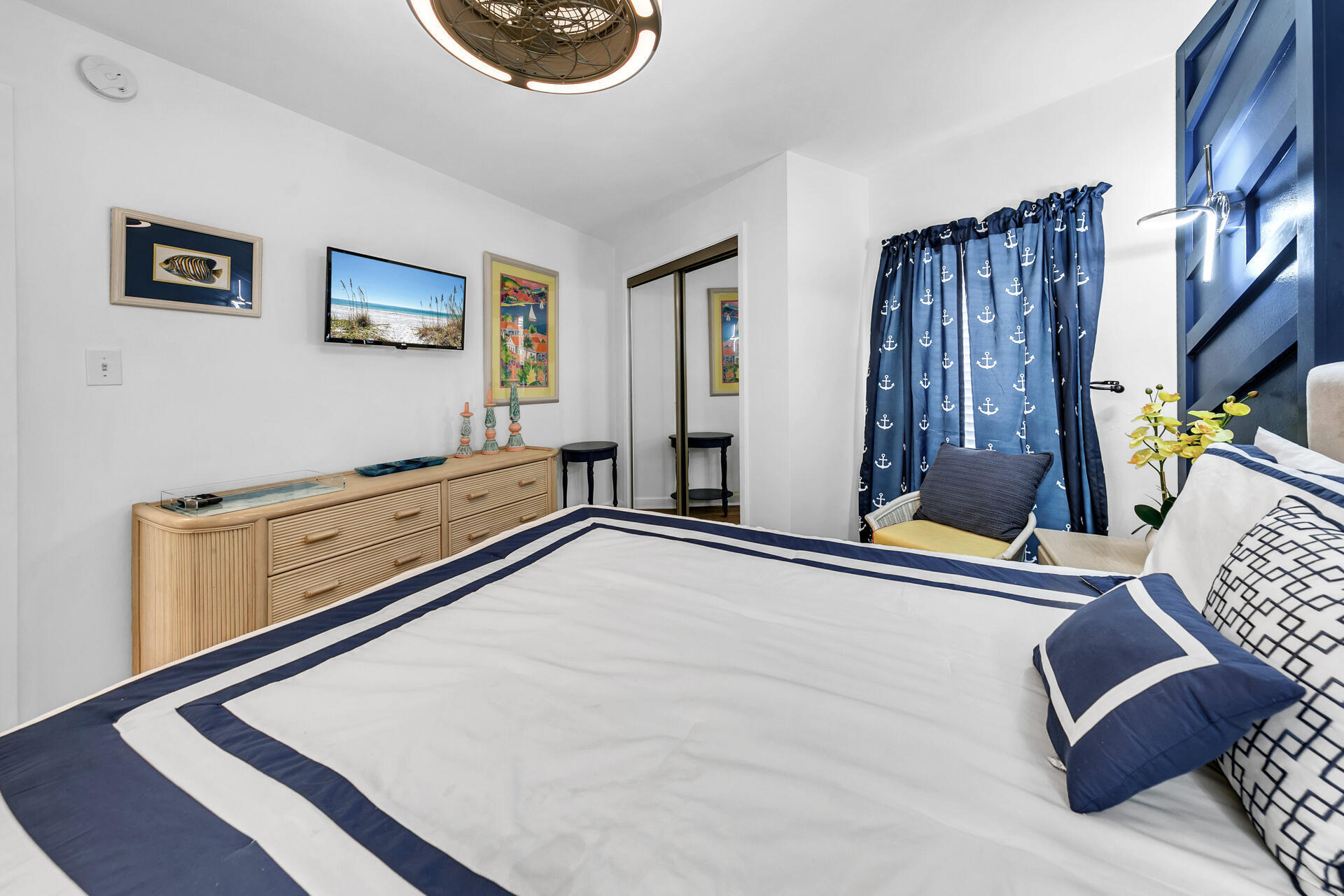 SILVER DUNES CONDO - Residential